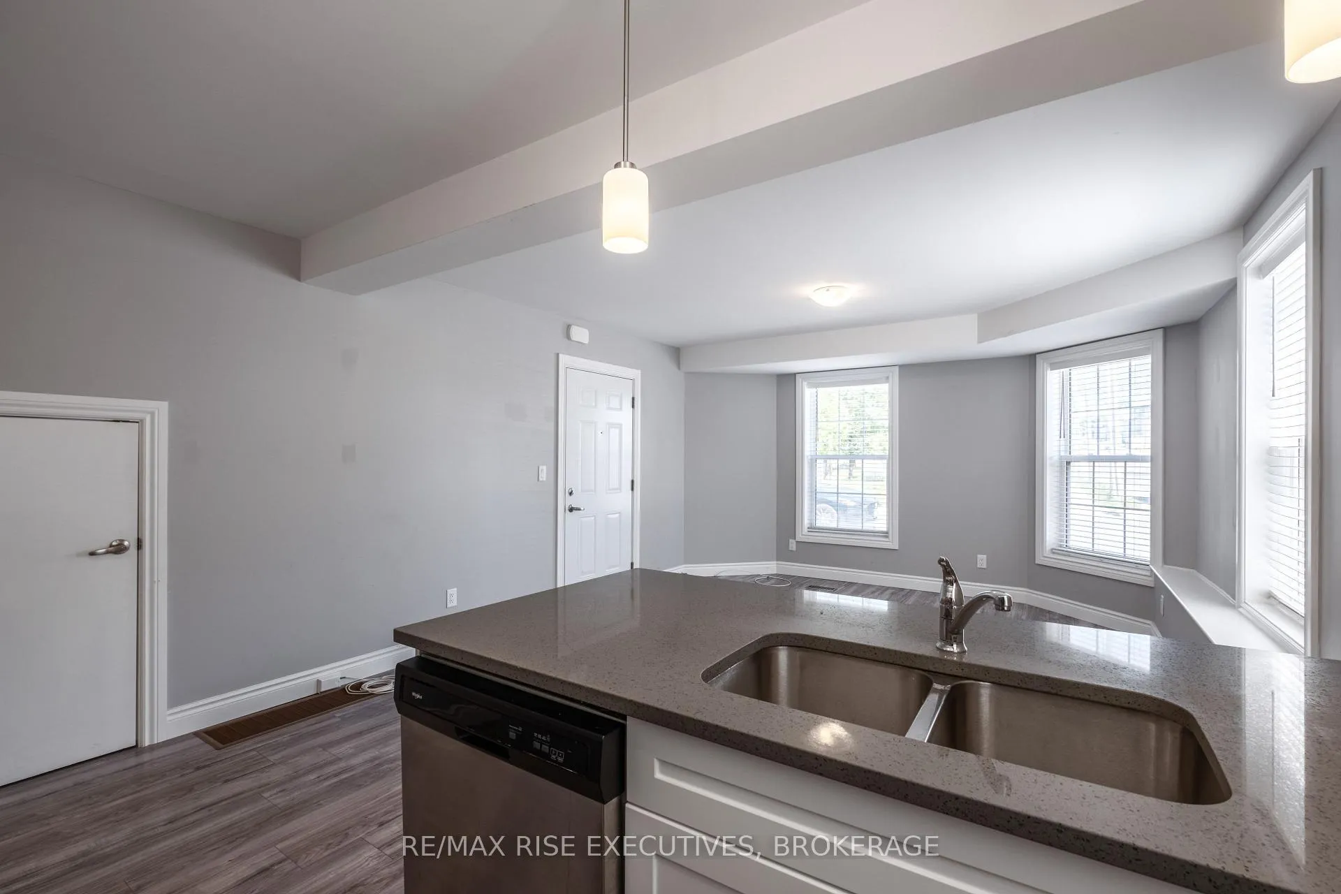 Photo 17 of 120 Yonge Street, Kingston, Central City West — HOMEH