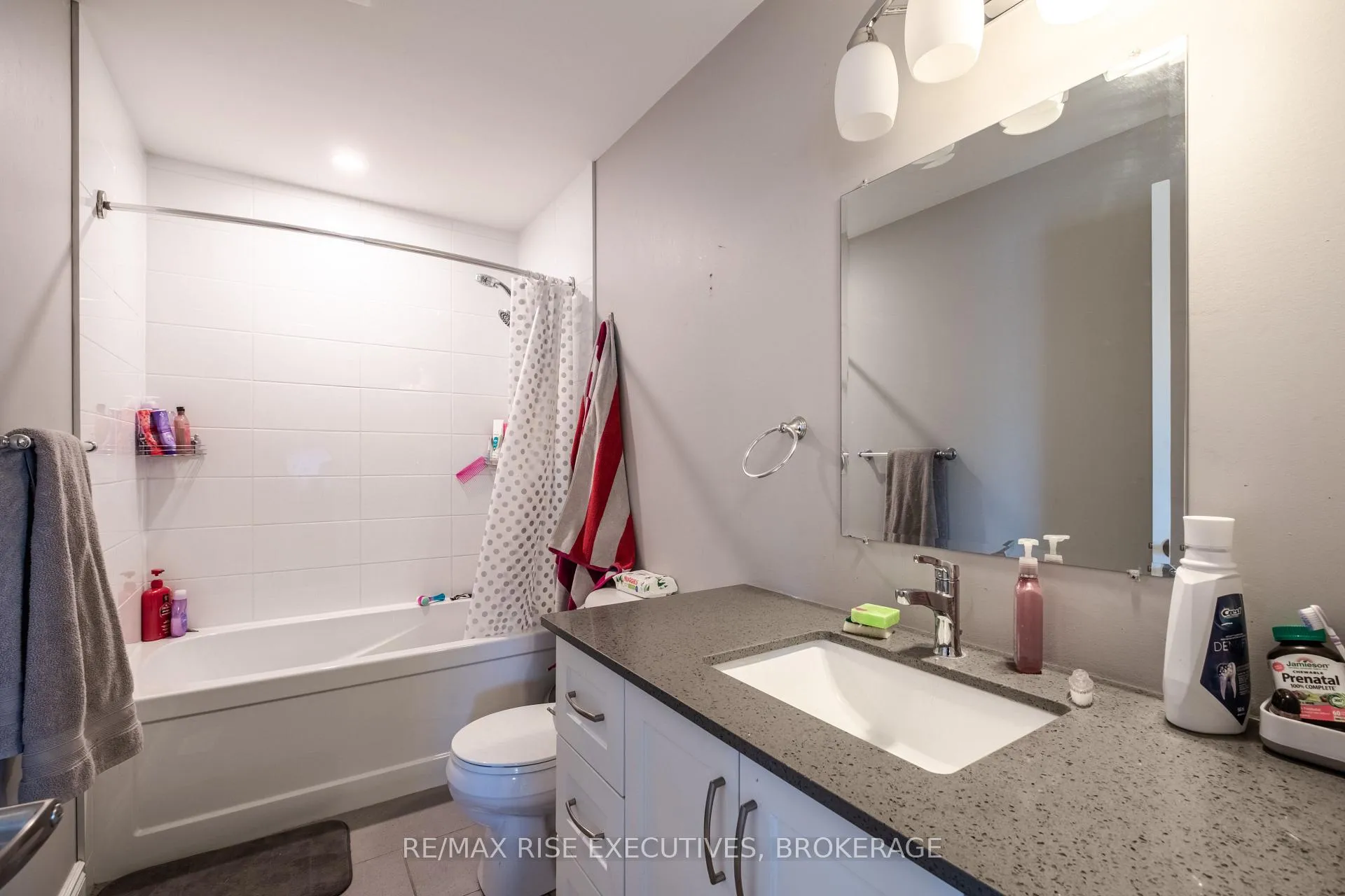 Photo 27 of 120 Yonge Street, Kingston, Central City West — HOMEH