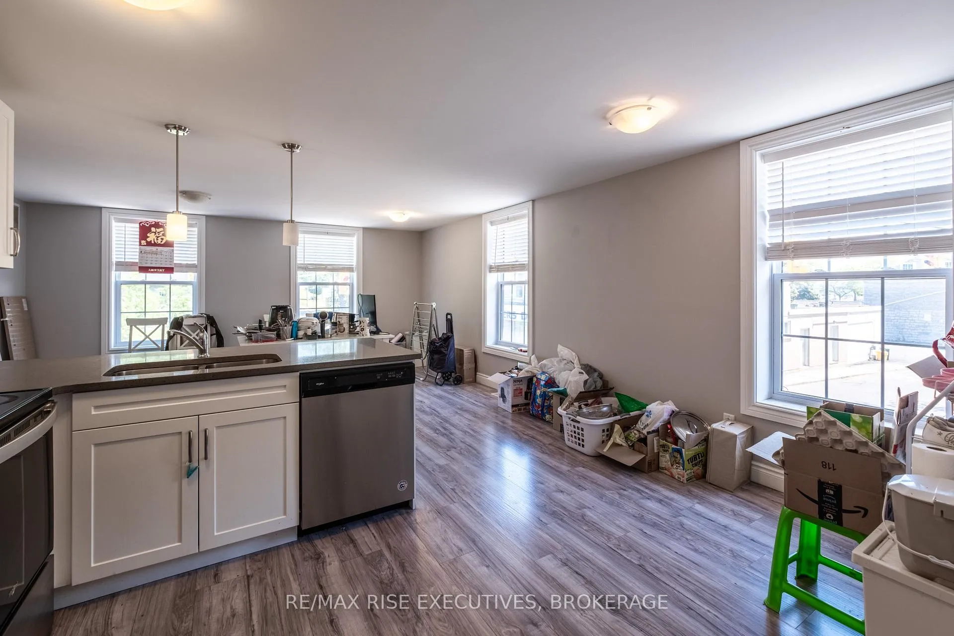 Photo 33 of 120 Yonge Street, Kingston, Central City West — HOMEH