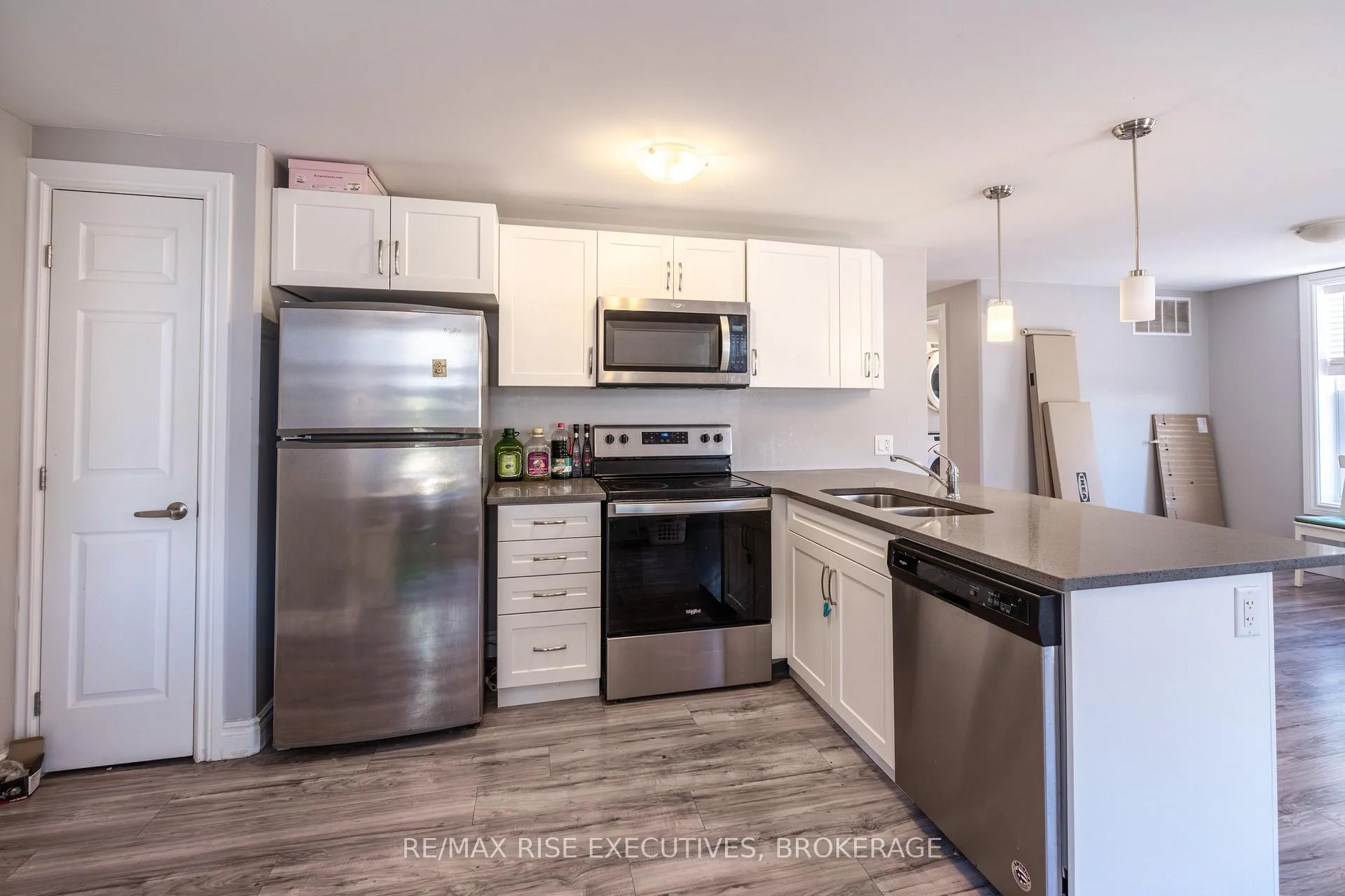 Photo 34 of 120 Yonge Street, Kingston, Central City West — HOMEH