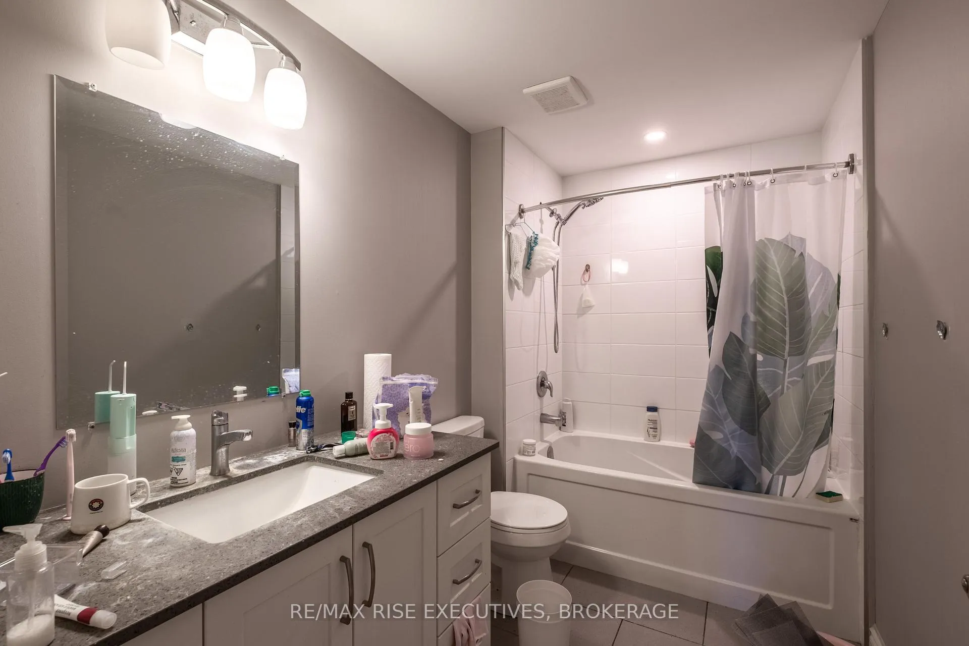 Photo 38 of 120 Yonge Street, Kingston, Central City West — HOMEH