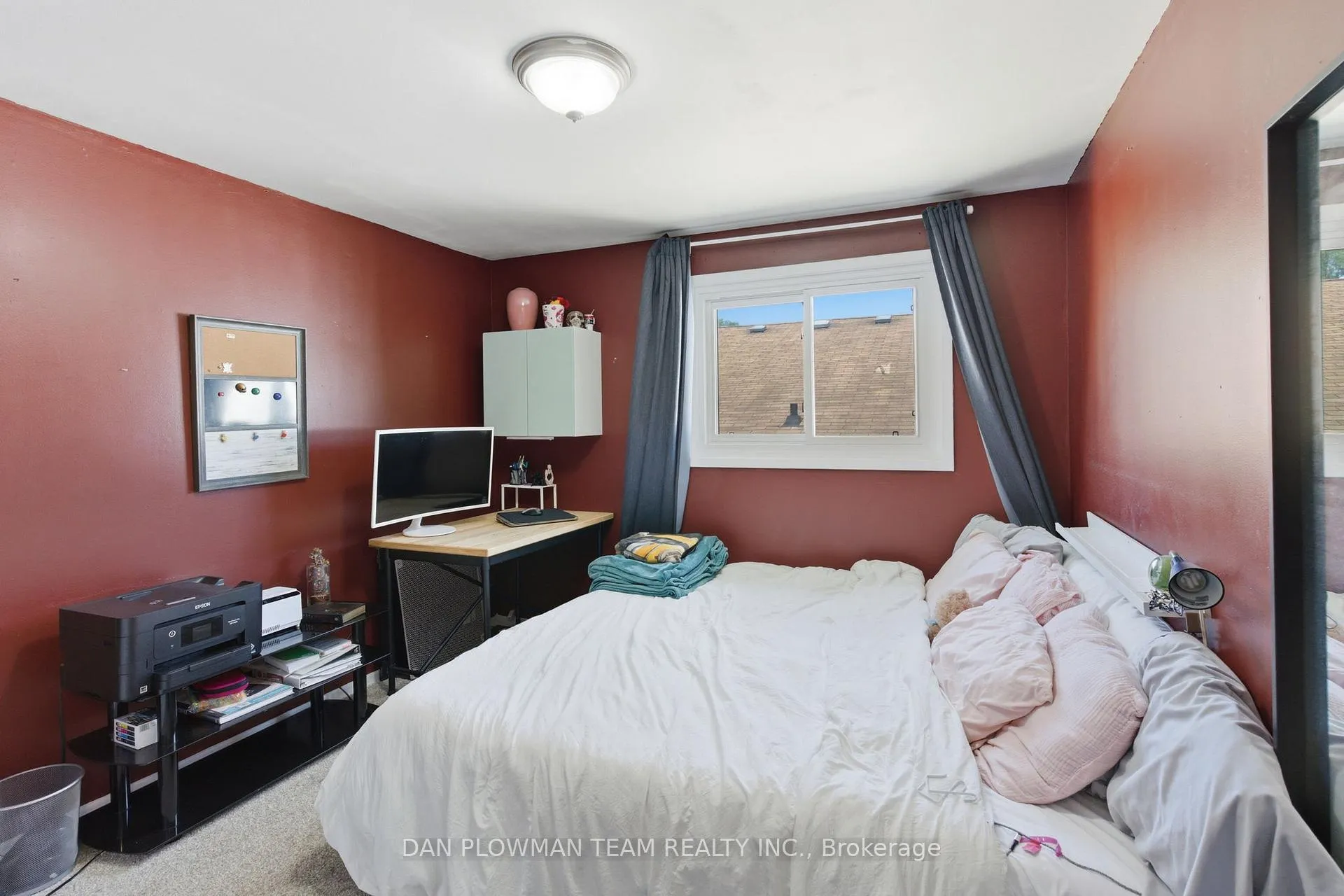 Photo 17 of 653 Berwick Crescent, Oshawa, McLaughlin — HOMEH