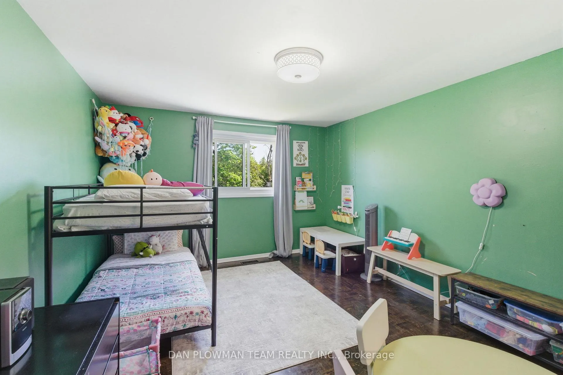 Photo 21 of 653 Berwick Crescent, Oshawa, McLaughlin — HOMEH