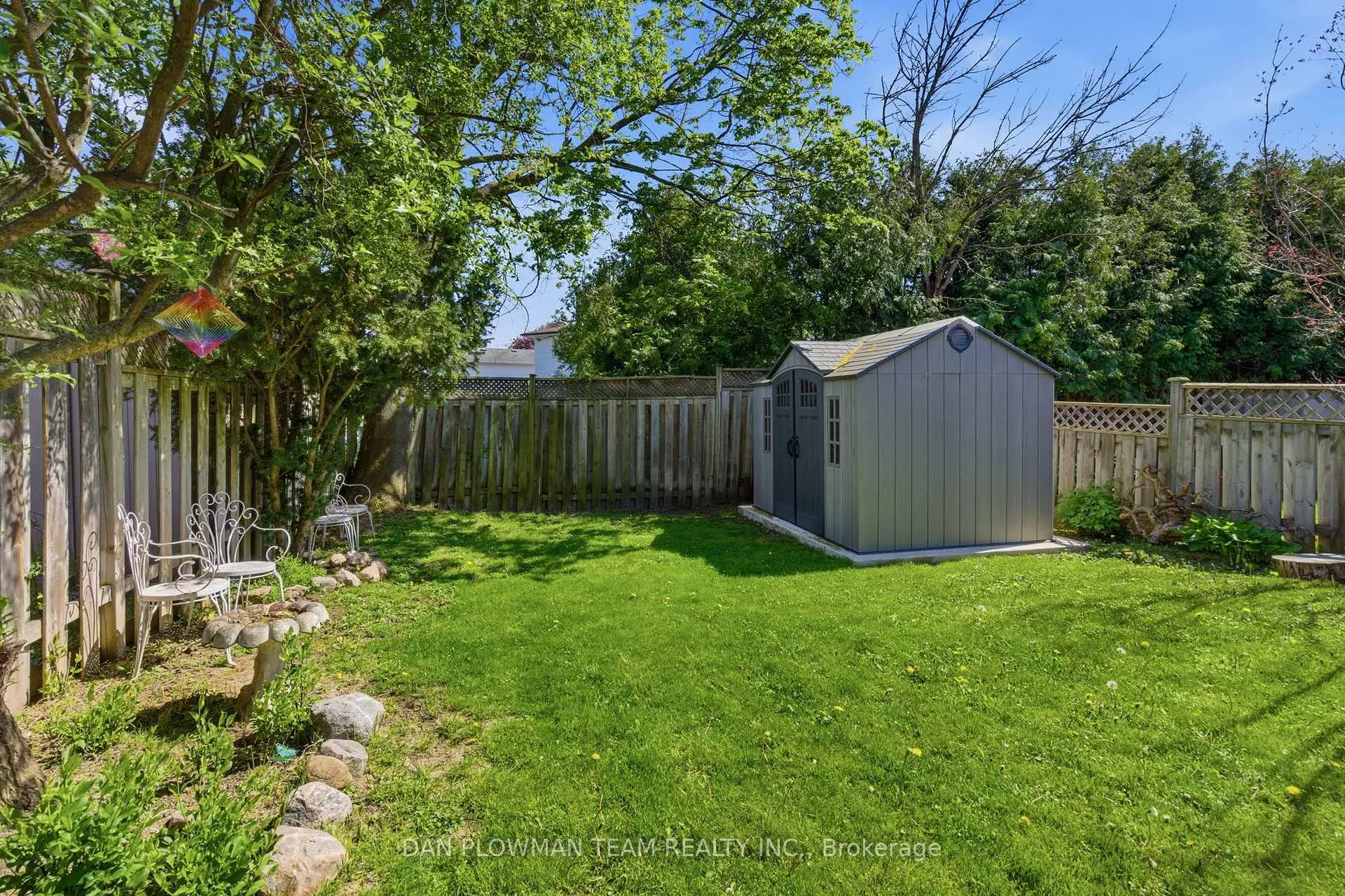 Photo 34 of 653 Berwick Crescent, Oshawa, McLaughlin — HOMEH