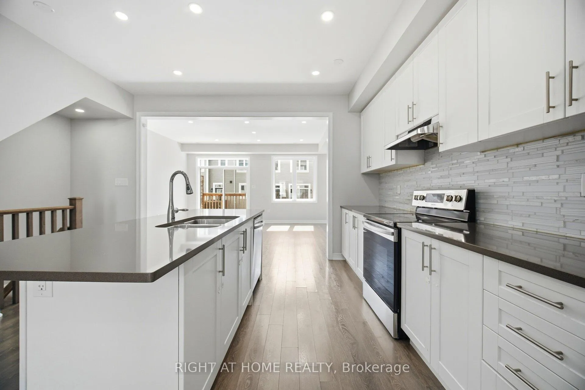 Photo 6 of 8 Rapids Lane, Hamilton, Vincent — HOMEH