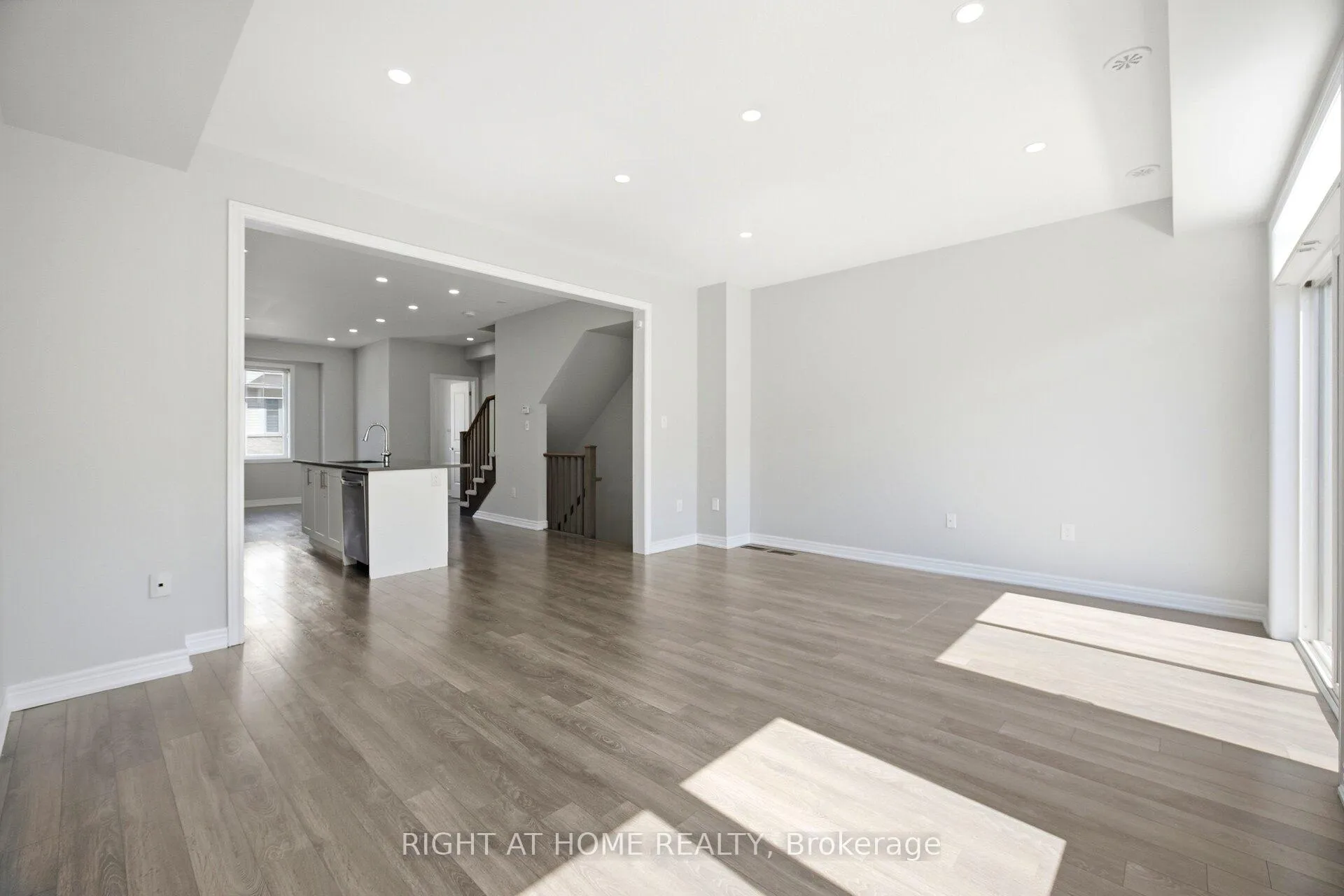 Photo 12 of 8 Rapids Lane, Hamilton, Vincent — HOMEH