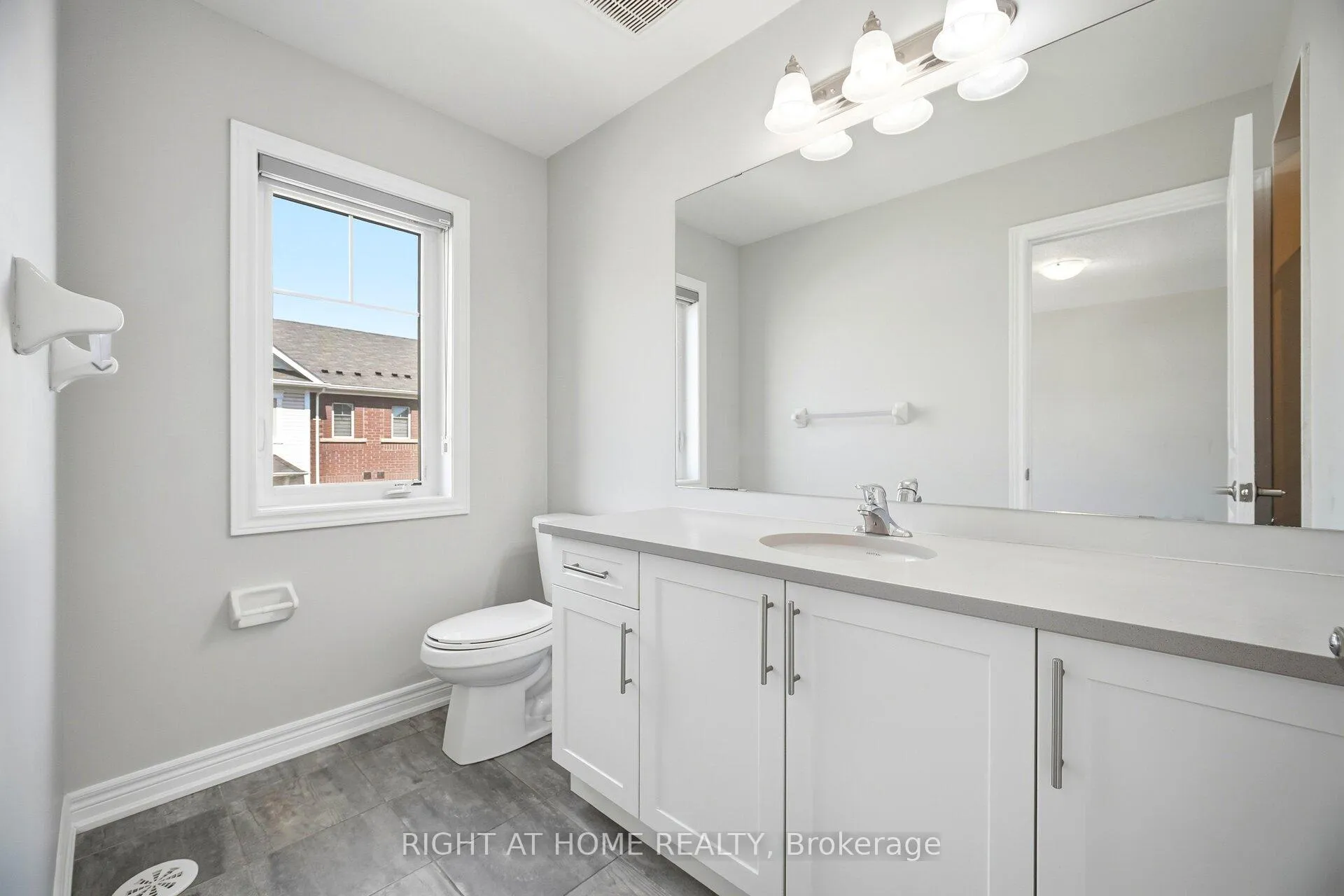 Photo 26 of 8 Rapids Lane, Hamilton, Vincent — HOMEH