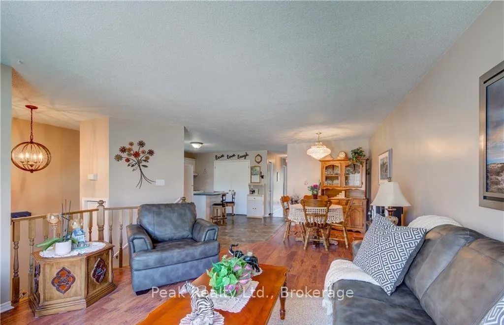 Photo 7 of 441 Nelson Street, Stratford — HOMEH