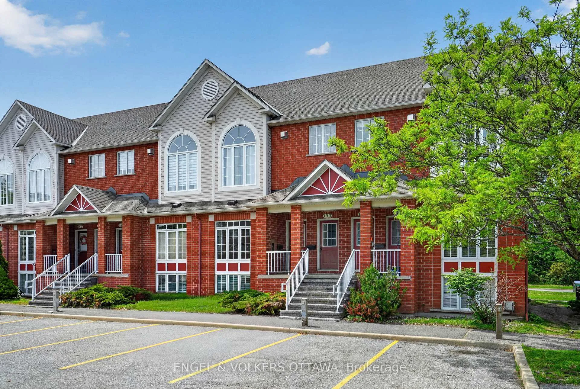 Photo 2 of Unit 157, 70 Edenvale Drive, Ottawa, Kanata - Beaverbrook — HOMEH