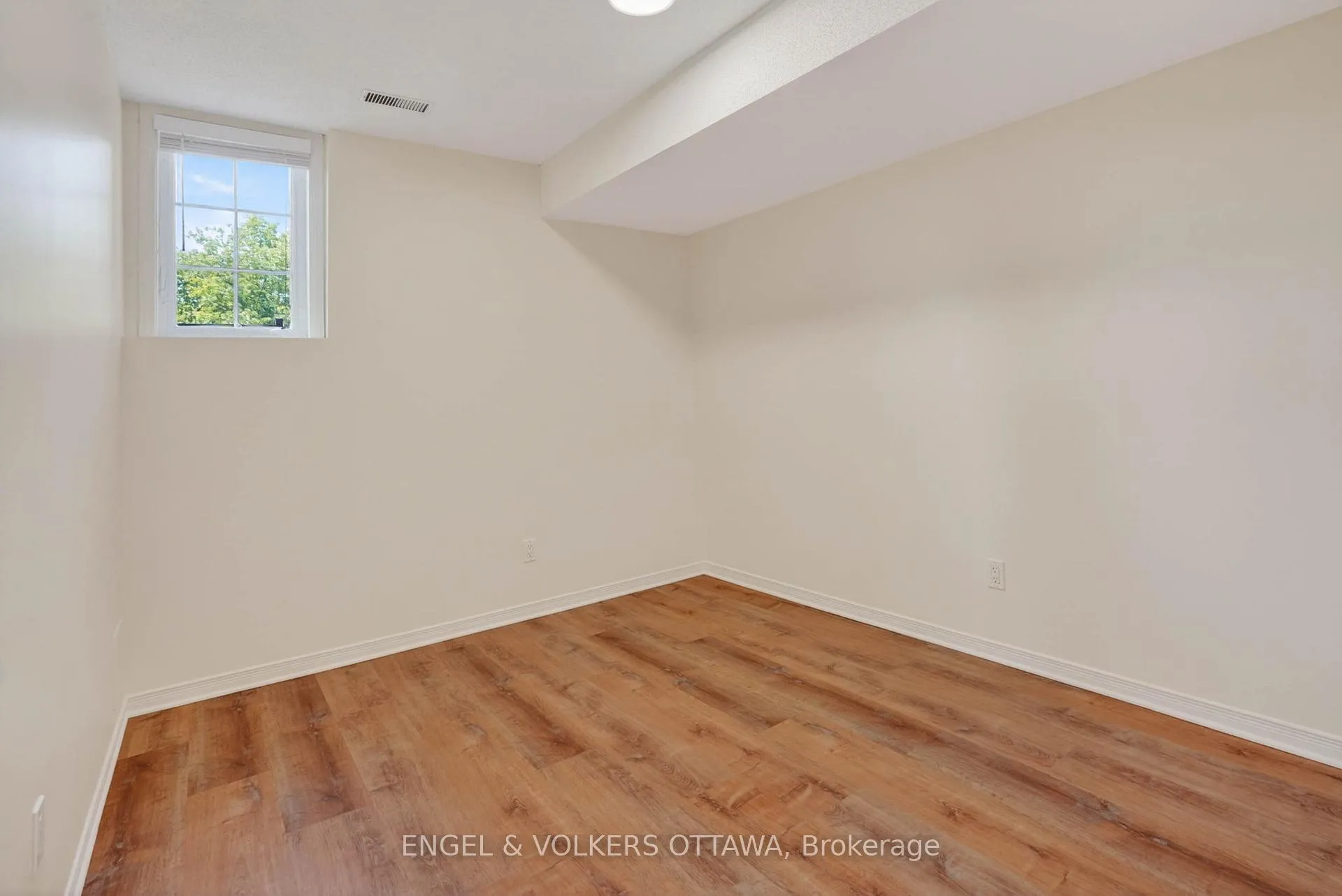 Photo 26 of Unit 157, 70 Edenvale Drive, Ottawa, Kanata - Beaverbrook — HOMEH