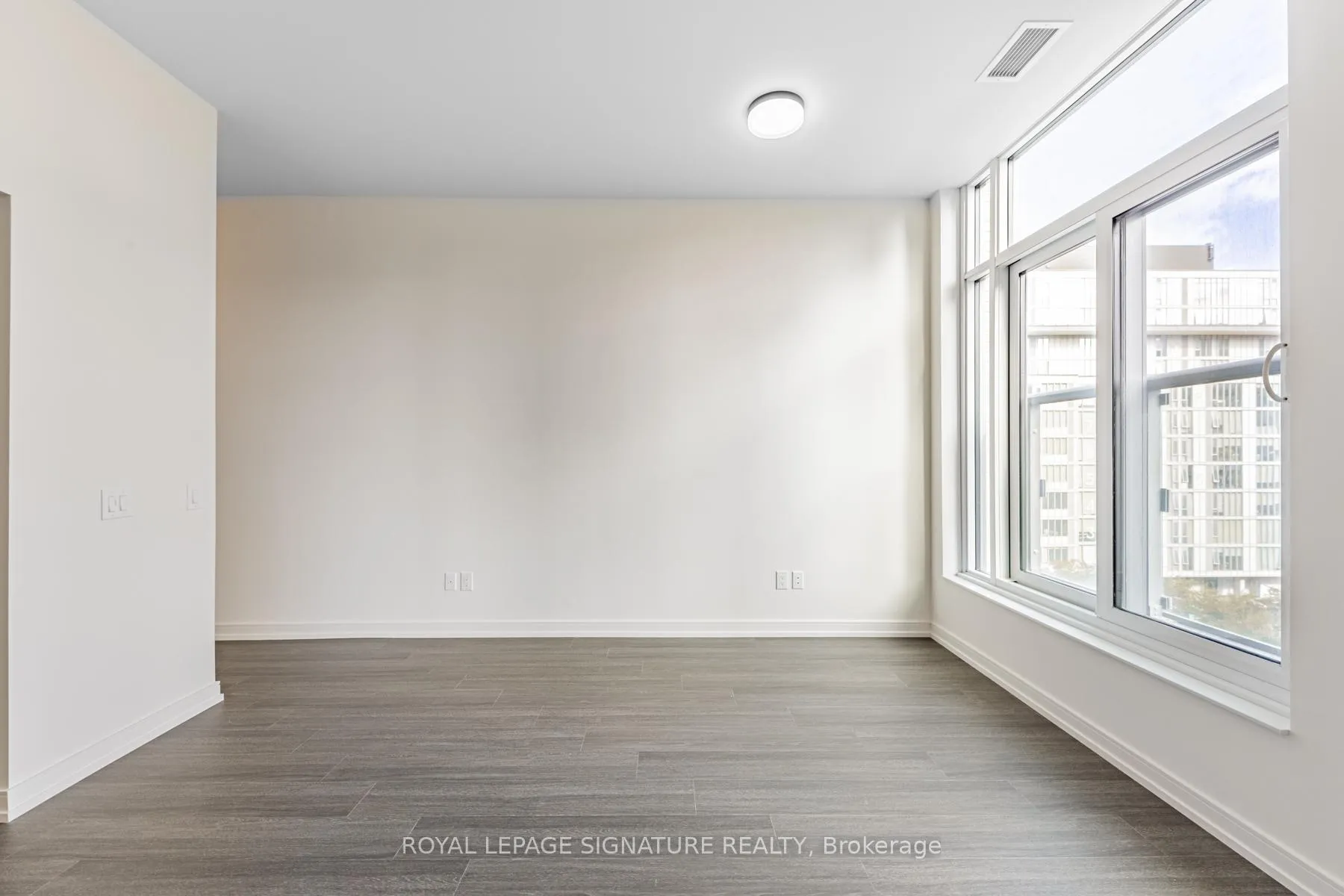 Photo 17 of Unit 607, 425 Front Street E, Toronto, Waterfront Communities — HOMEH