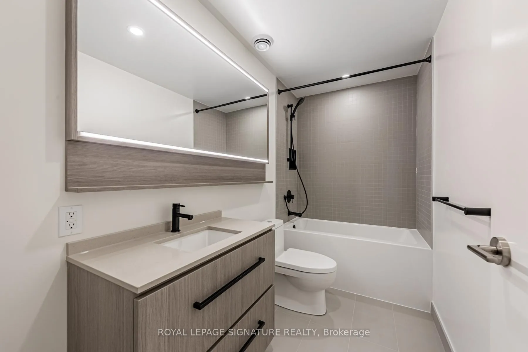Photo 25 of Unit 607, 425 Front Street E, Toronto, Waterfront Communities — HOMEH