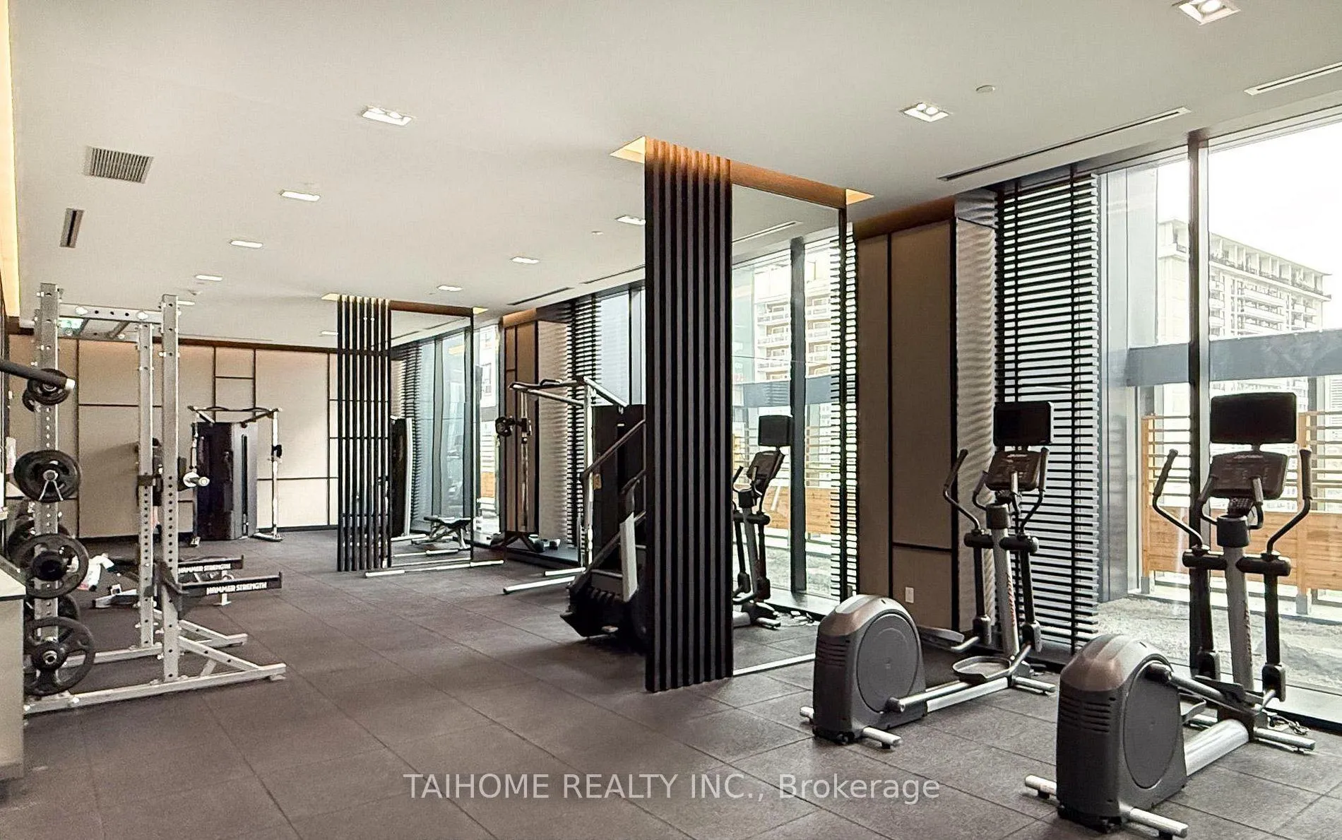 Photo 4 of Unit 1806, 501 Yonge Street, Toronto, Church-Yonge Corridor — HOMEH