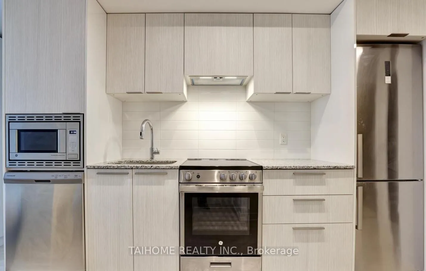 Photo 9 of Unit 1806, 501 Yonge Street, Toronto, Church-Yonge Corridor — HOMEH