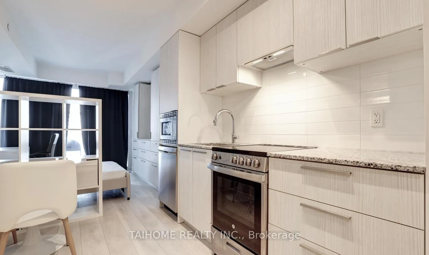 Photo 10 of Unit 1806, 501 Yonge Street, Toronto, Church-Yonge Corridor — HOMEH