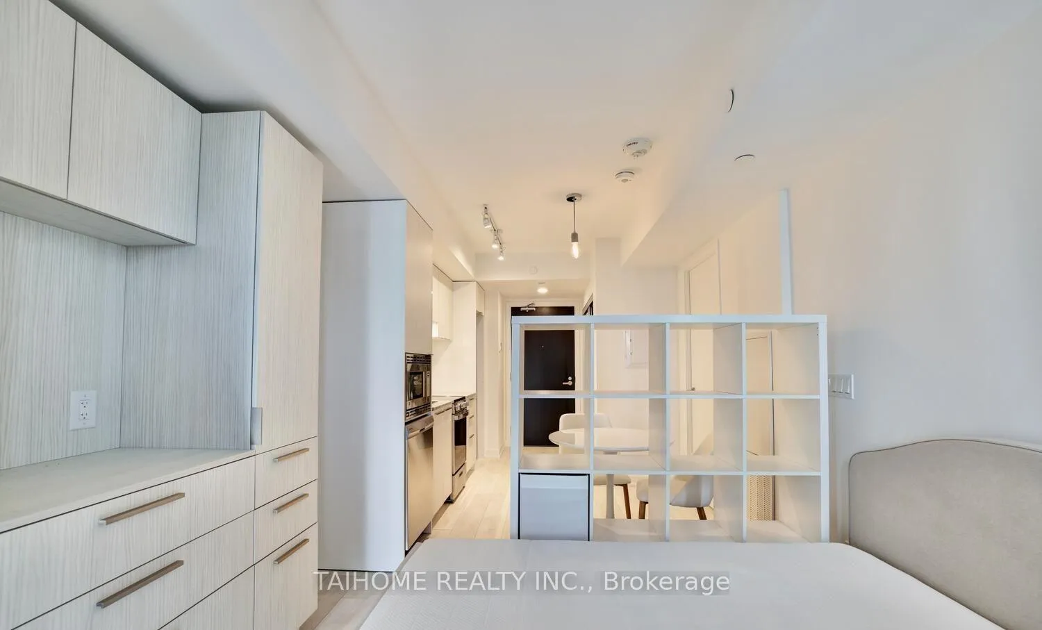 Photo 13 of Unit 1806, 501 Yonge Street, Toronto, Church-Yonge Corridor — HOMEH