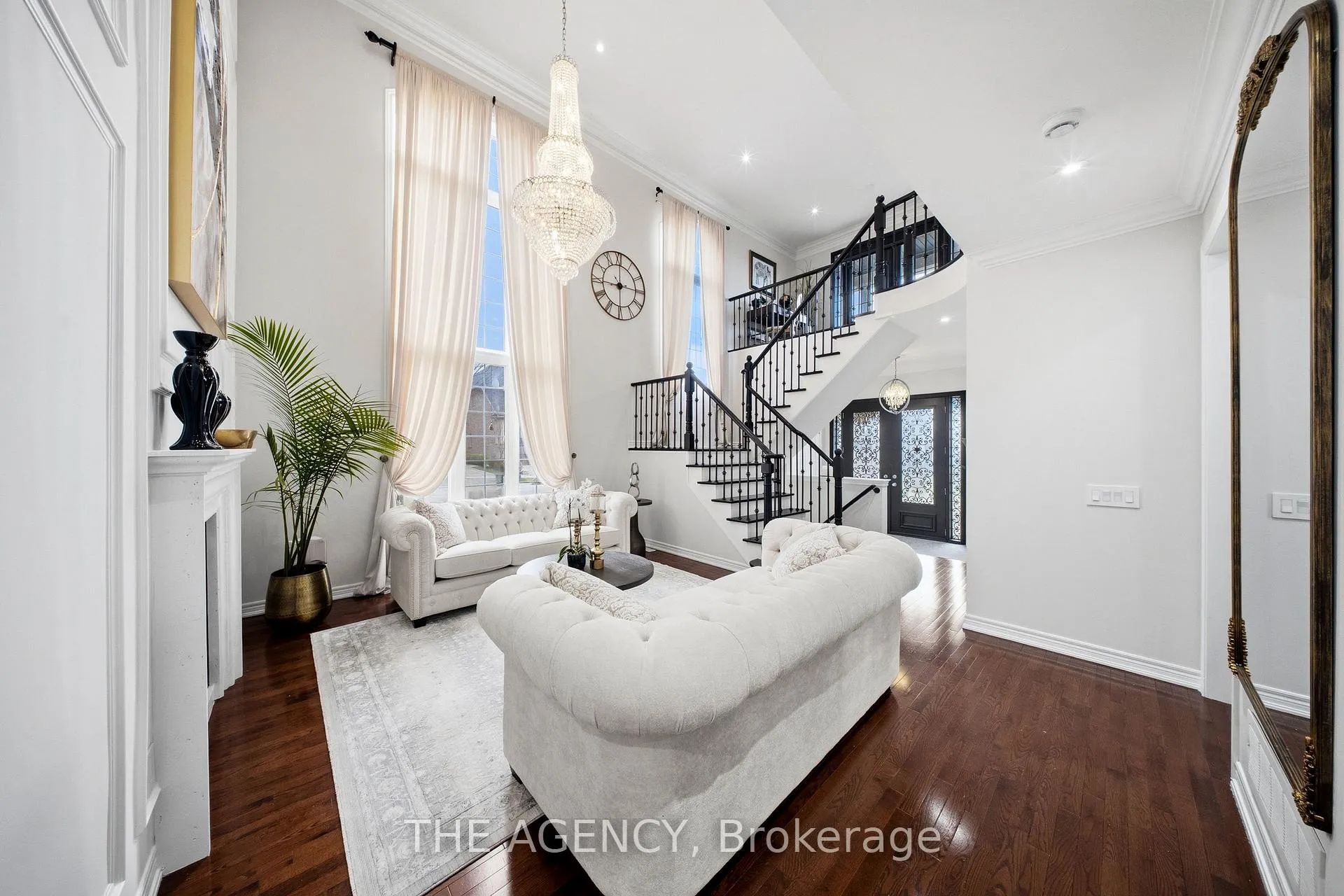 Photo 12 of 36 Zoran Lane, Vaughan, Patterson — HOMEH