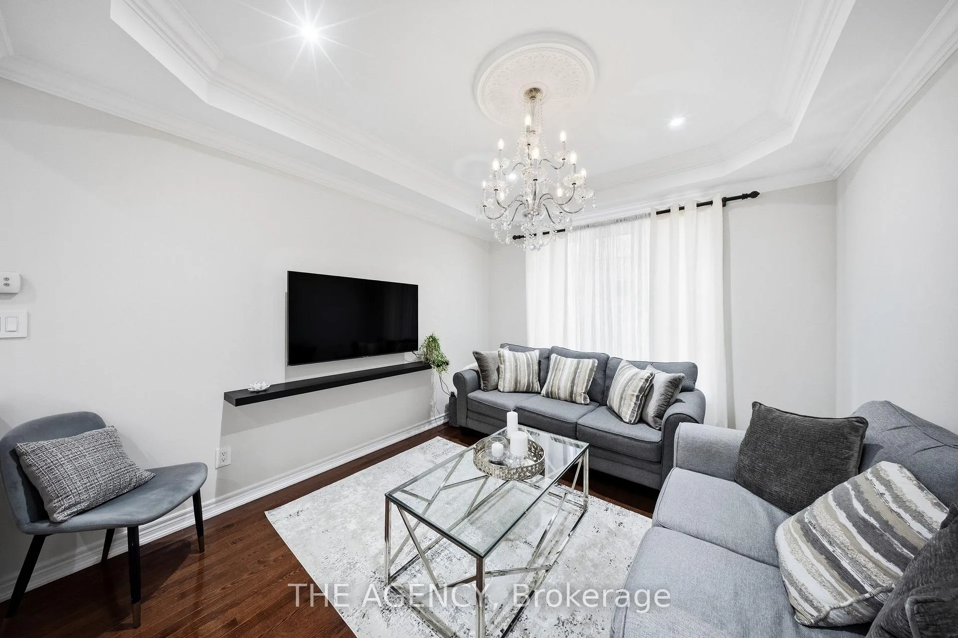 Photo 22 of 36 Zoran Lane, Vaughan, Patterson — HOMEH