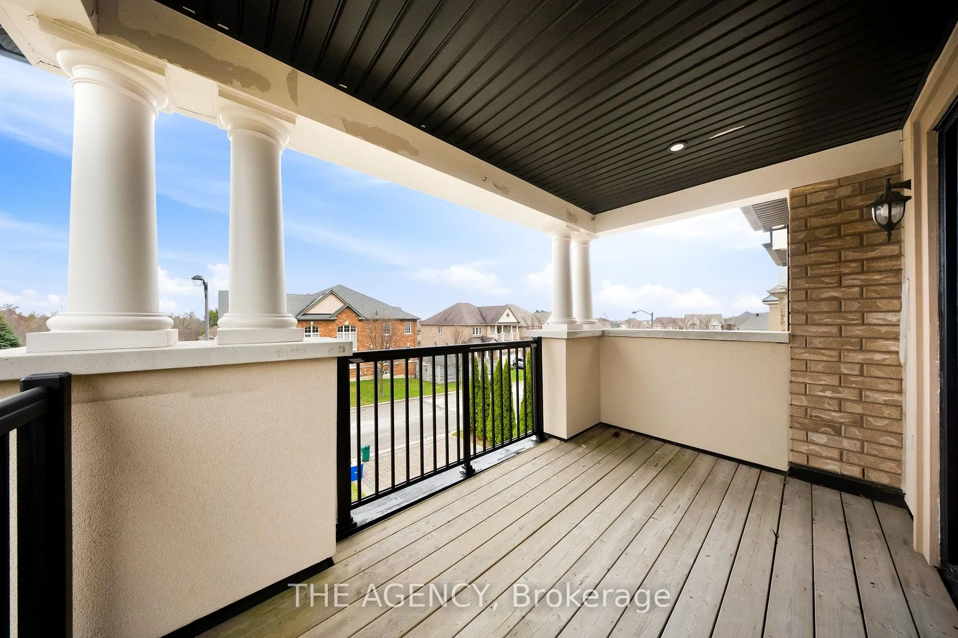 Photo 40 of 36 Zoran Lane, Vaughan, Patterson — HOMEH