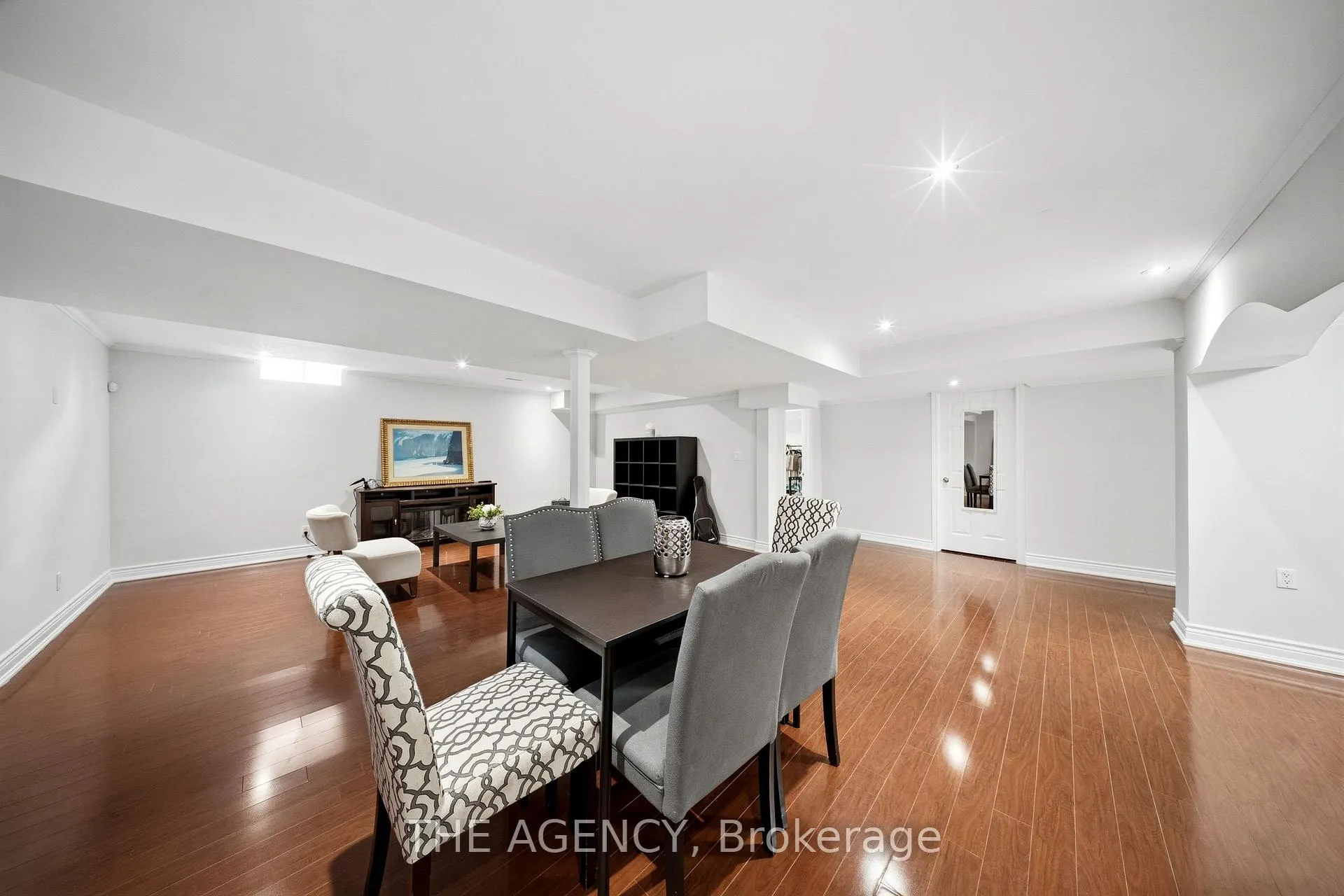 Photo 44 of 36 Zoran Lane, Vaughan, Patterson — HOMEH