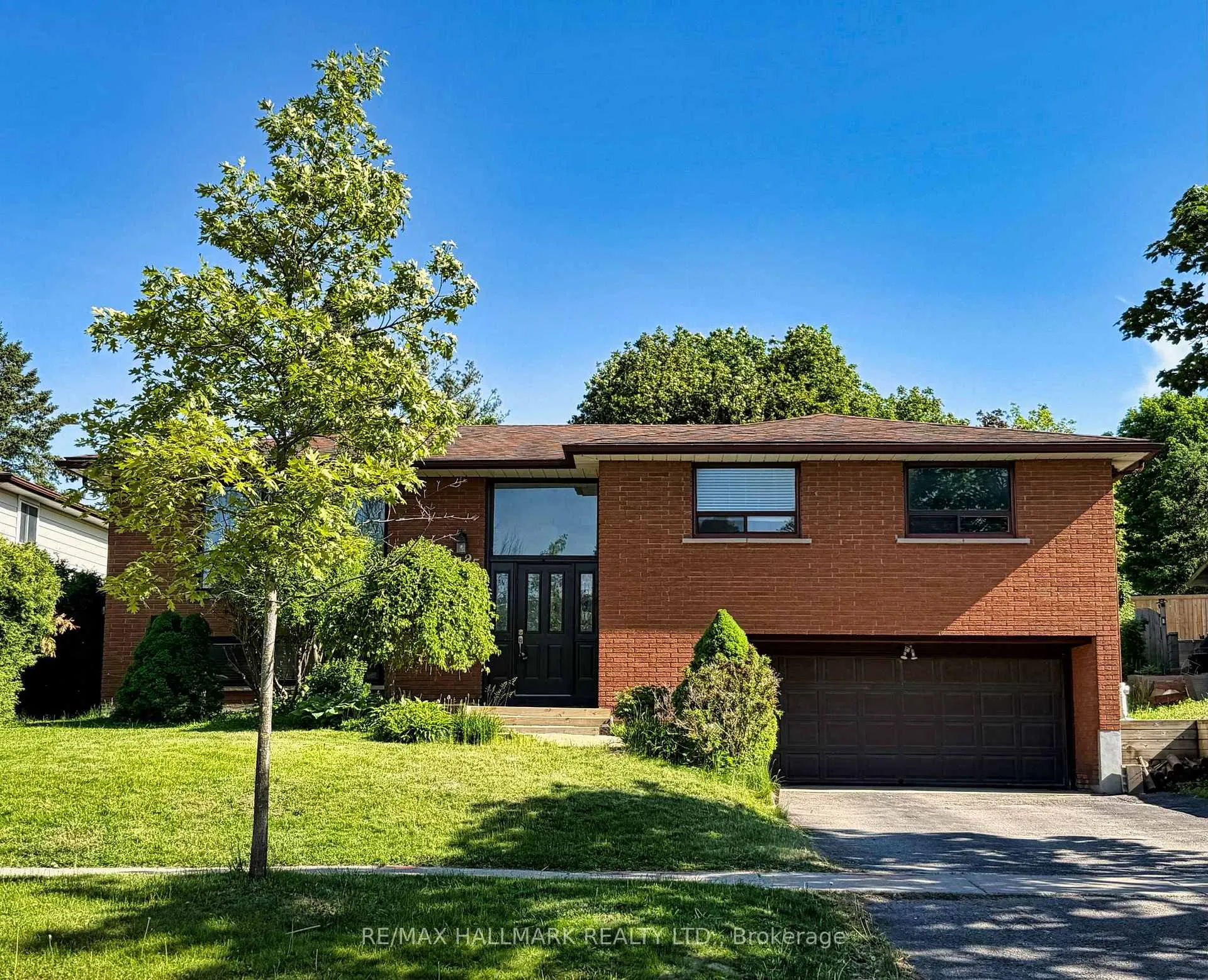 Photo 2 of Unit Main, 25 Glenridge Road, Barrie, Allandale Heights — HOMEH
