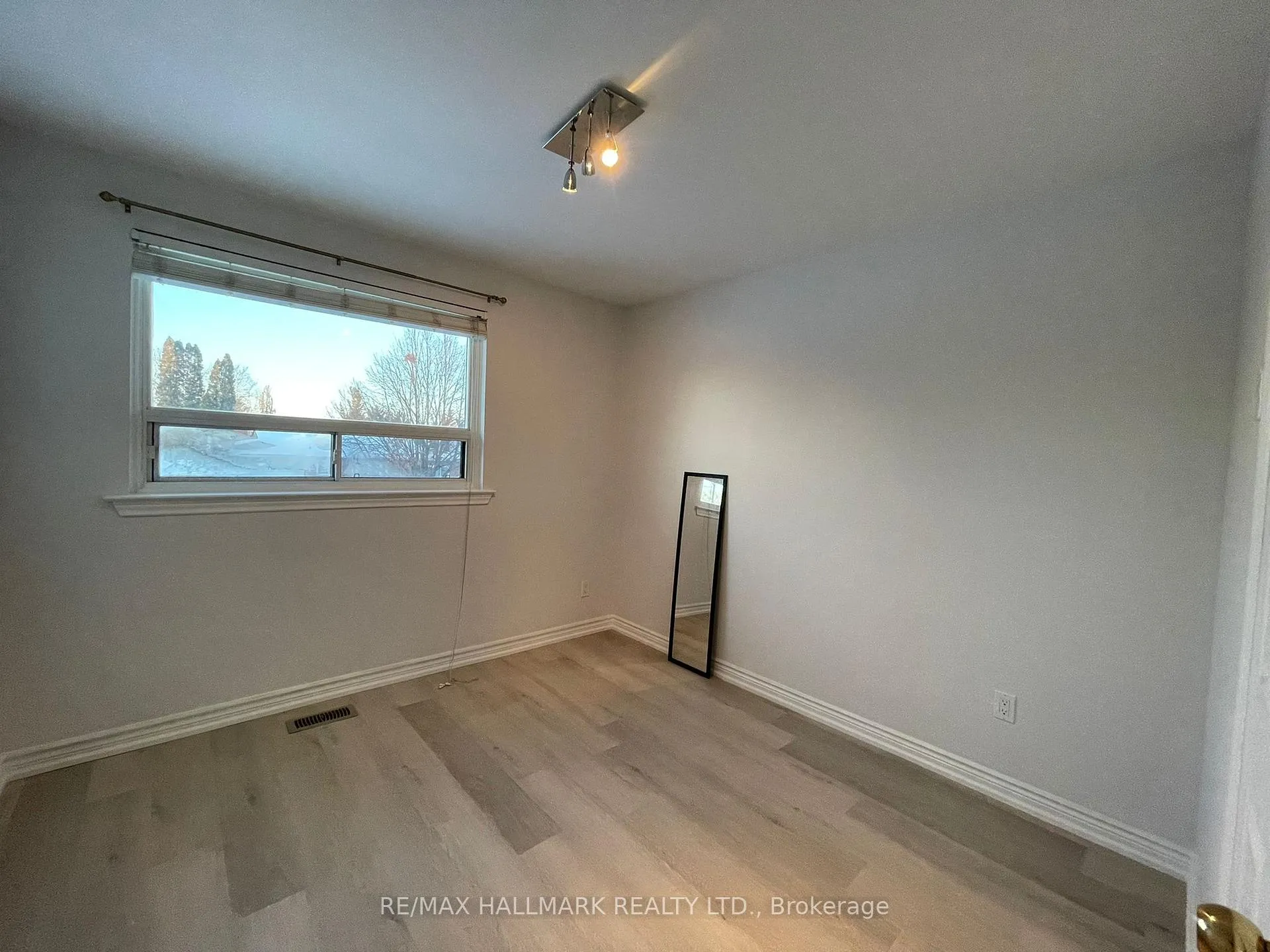 Photo 15 of Unit Main, 25 Glenridge Road, Barrie, Allandale Heights — HOMEH