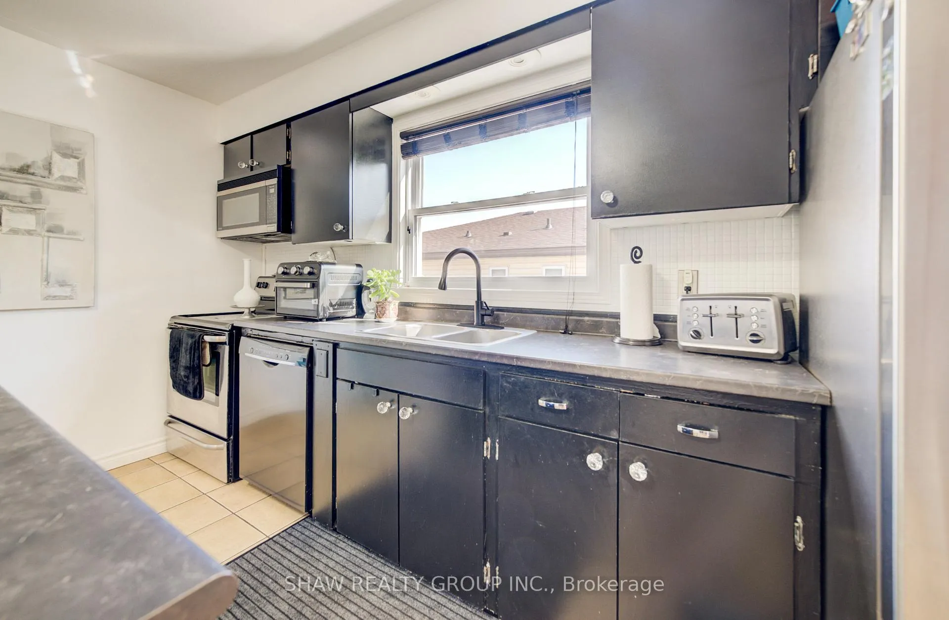 Photo 12 of 157 Fifth Avenue, Kitchener — HOMEH