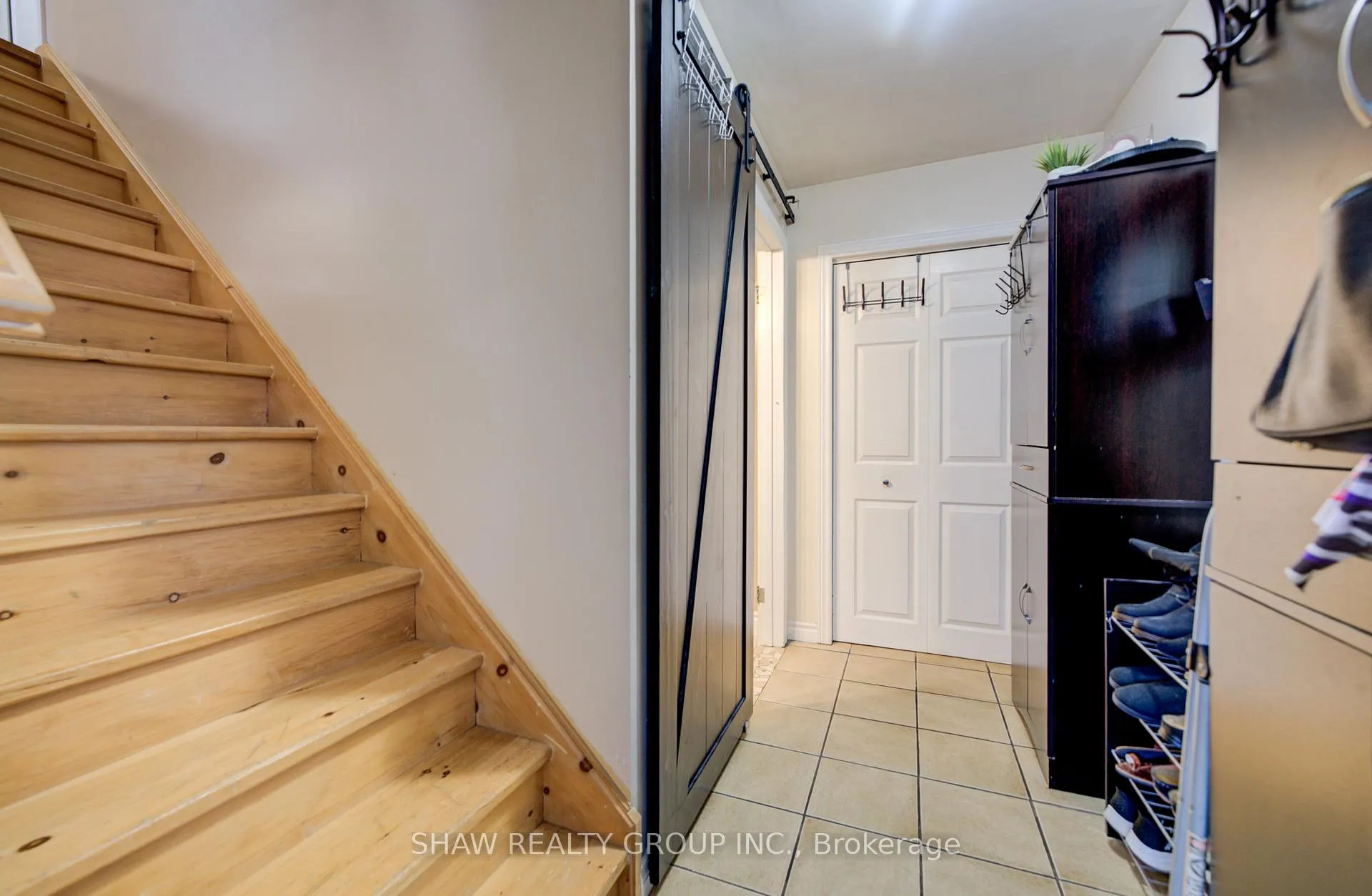 Photo 17 of 157 Fifth Avenue, Kitchener — HOMEH