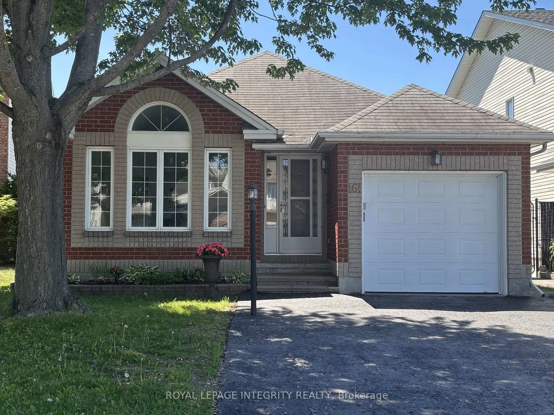 Photo 1 of 161 Longshire Circle, Ottawa, Barrhaven - Longfields — HOMEH
