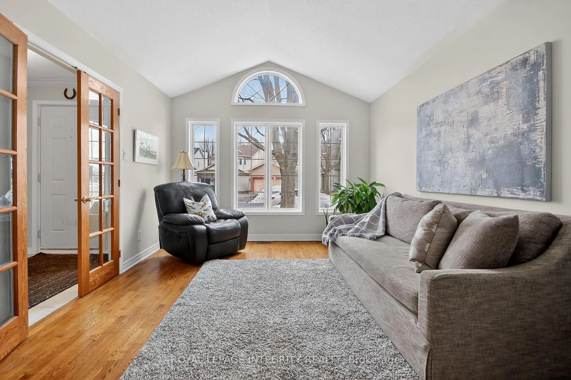 Photo 9 of 161 Longshire Circle, Ottawa, Barrhaven - Longfields — HOMEH