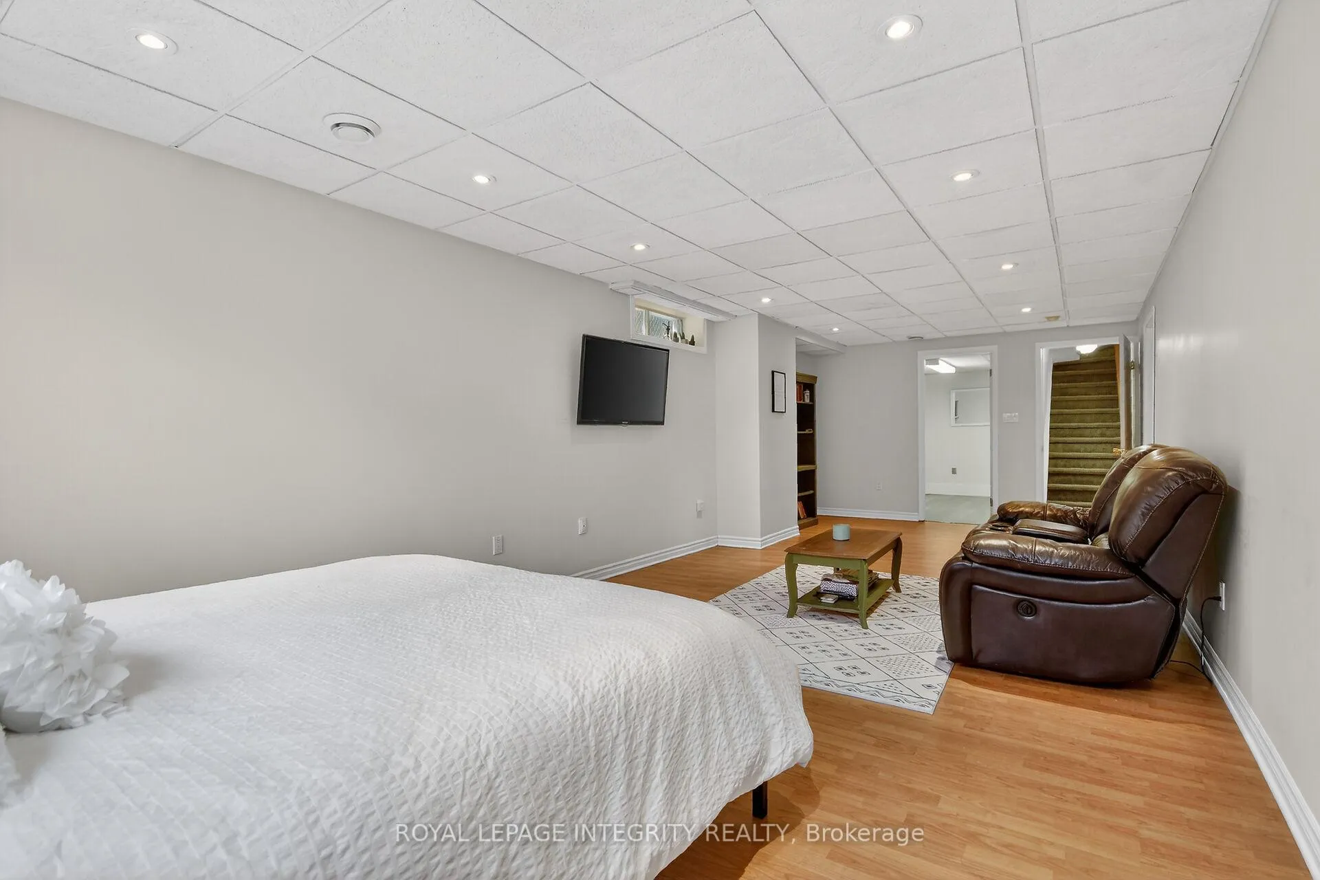 Photo 37 of 161 Longshire Circle, Ottawa, Barrhaven - Longfields — HOMEH