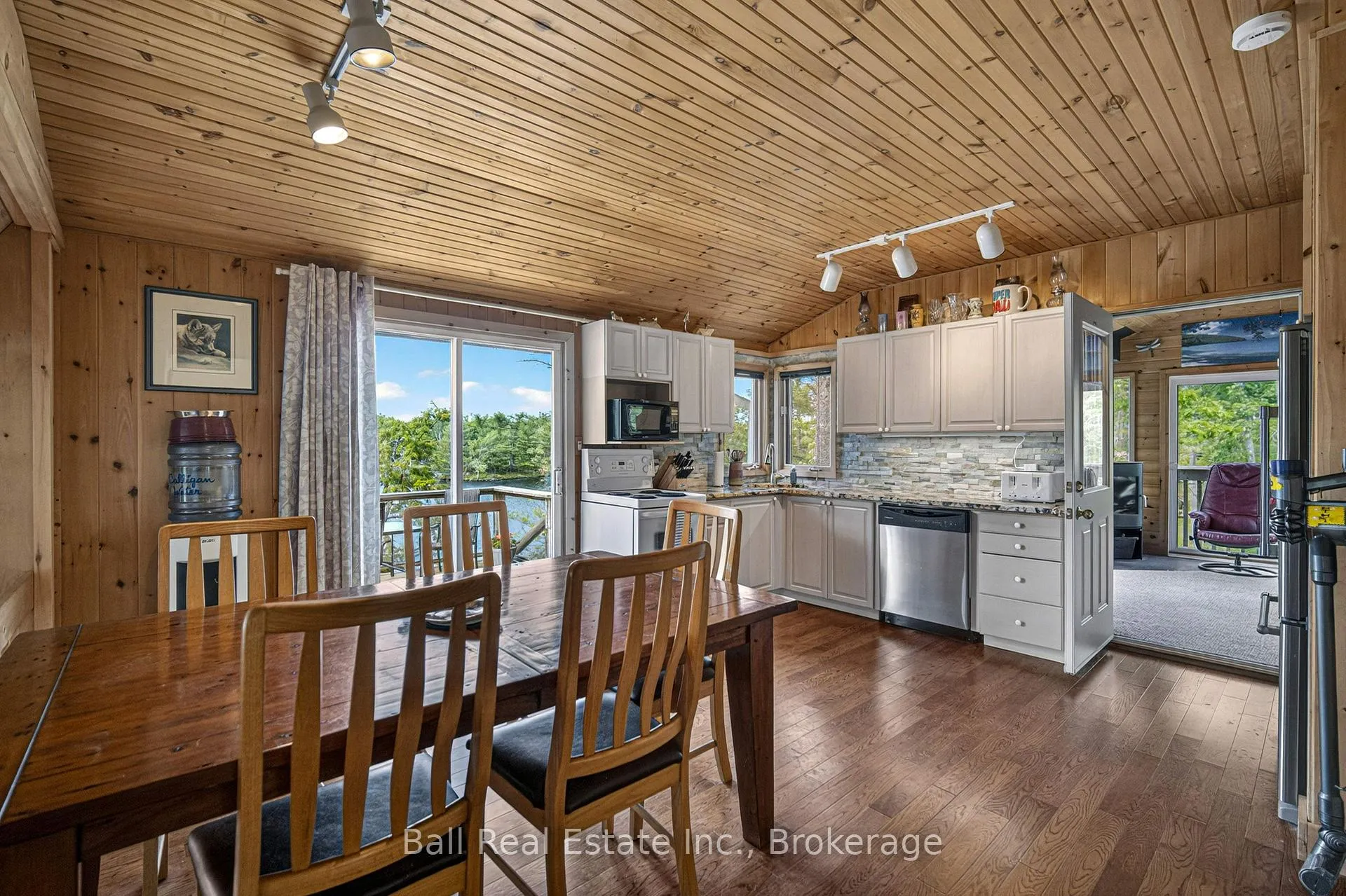 Photo 12 of 85 Hillcrest Road, North Kawartha — HOMEH