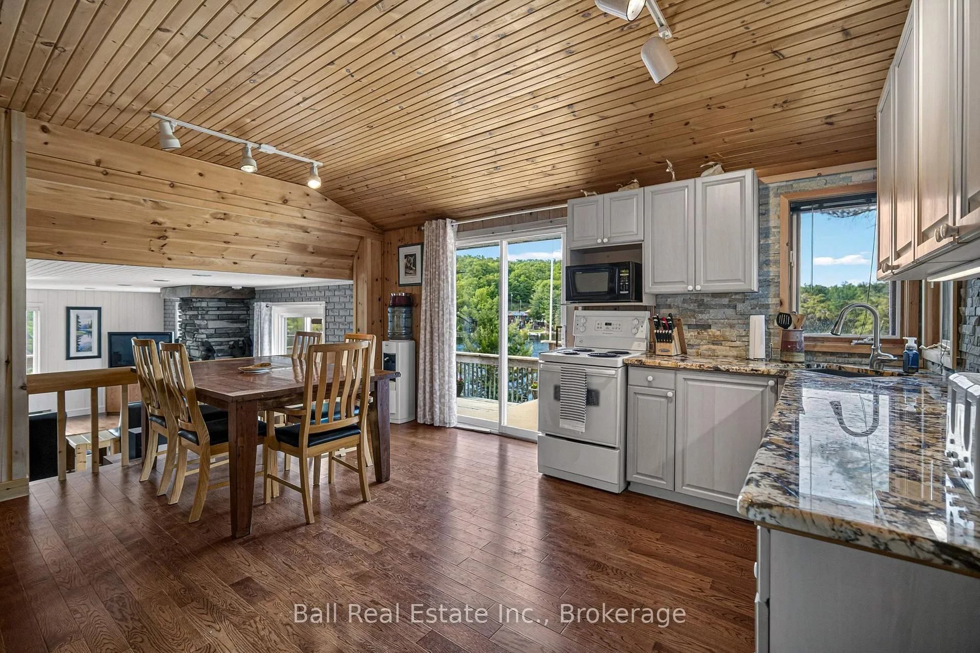 Photo 15 of 85 Hillcrest Road, North Kawartha — HOMEH