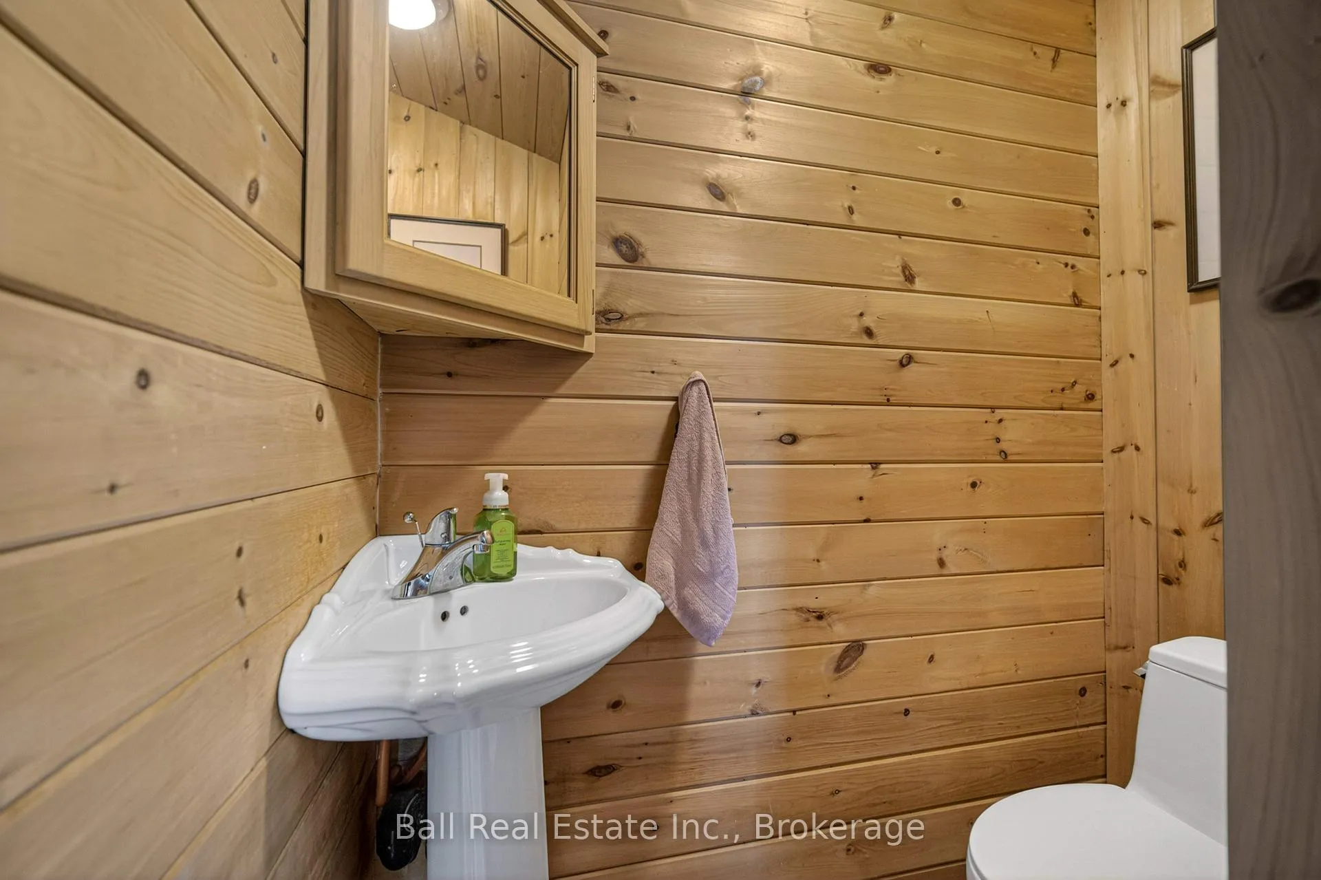 Photo 25 of 85 Hillcrest Road, North Kawartha — HOMEH
