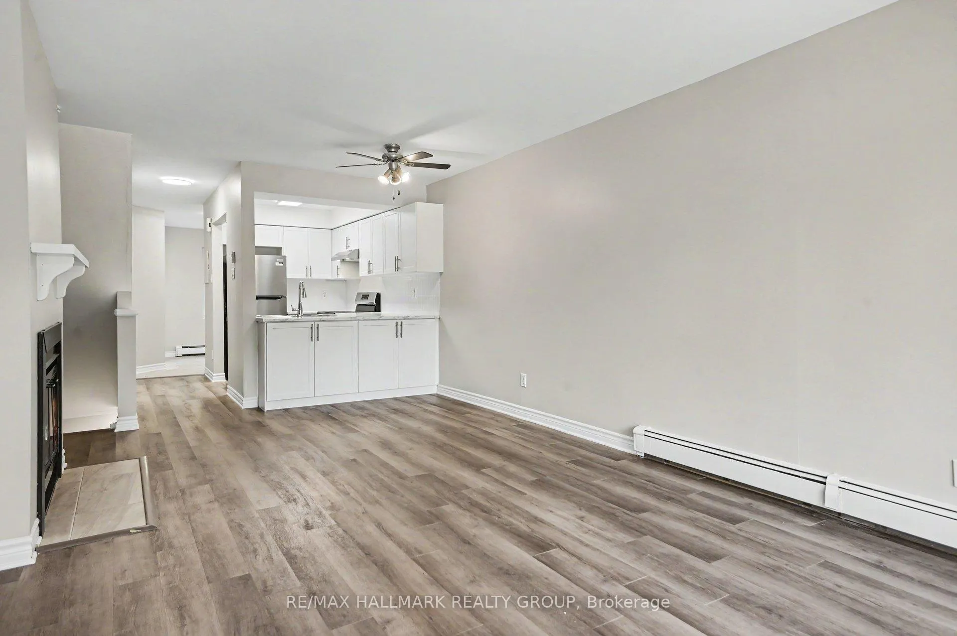 Photo 11 of Unit 11, 1168 Blasdell Avenue, Ottawa, Manor Park — HOMEH