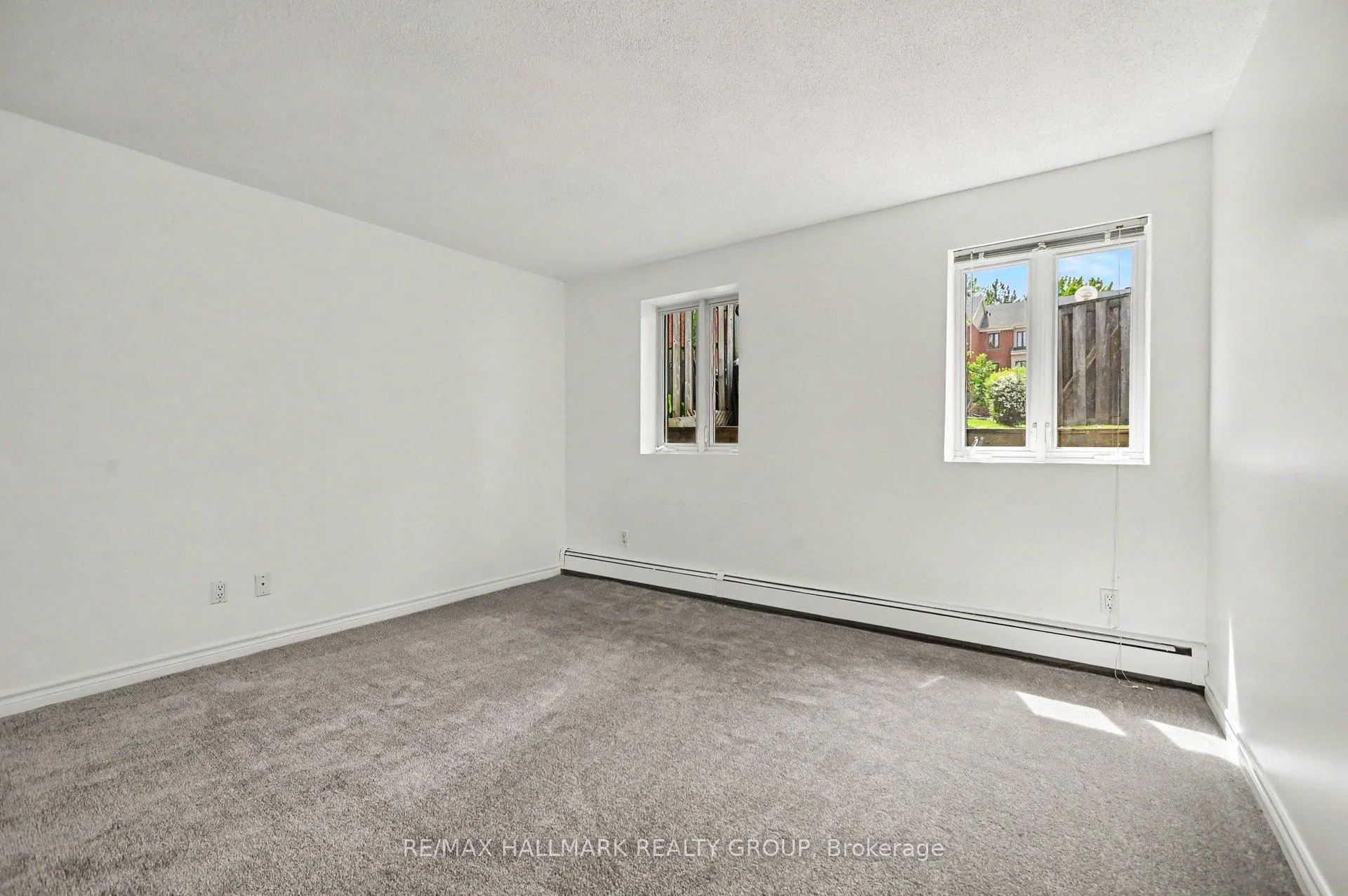 Photo 16 of Unit 11, 1168 Blasdell Avenue, Ottawa, Manor Park — HOMEH
