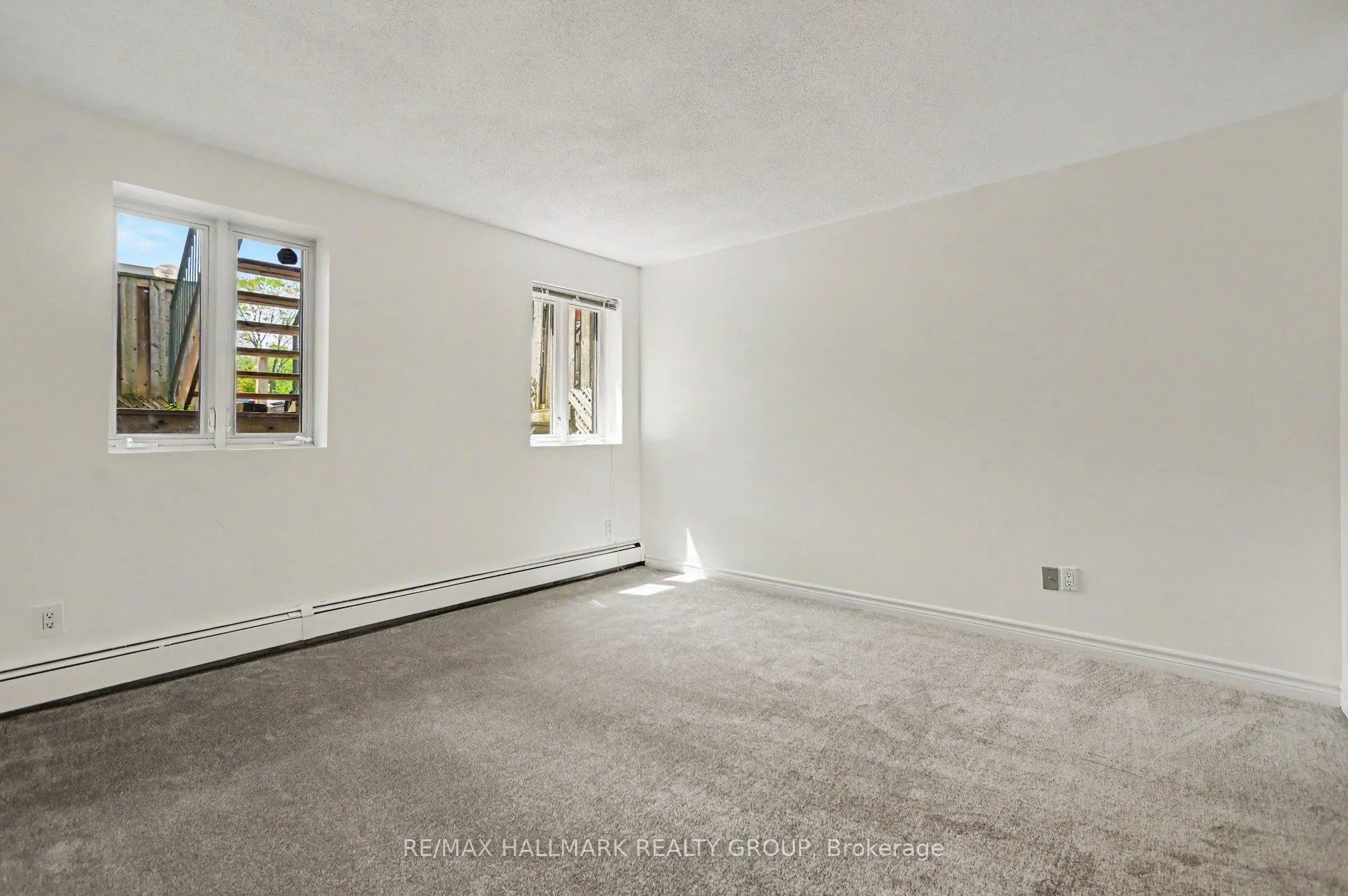 Photo 17 of Unit 11, 1168 Blasdell Avenue, Ottawa, Manor Park — HOMEH