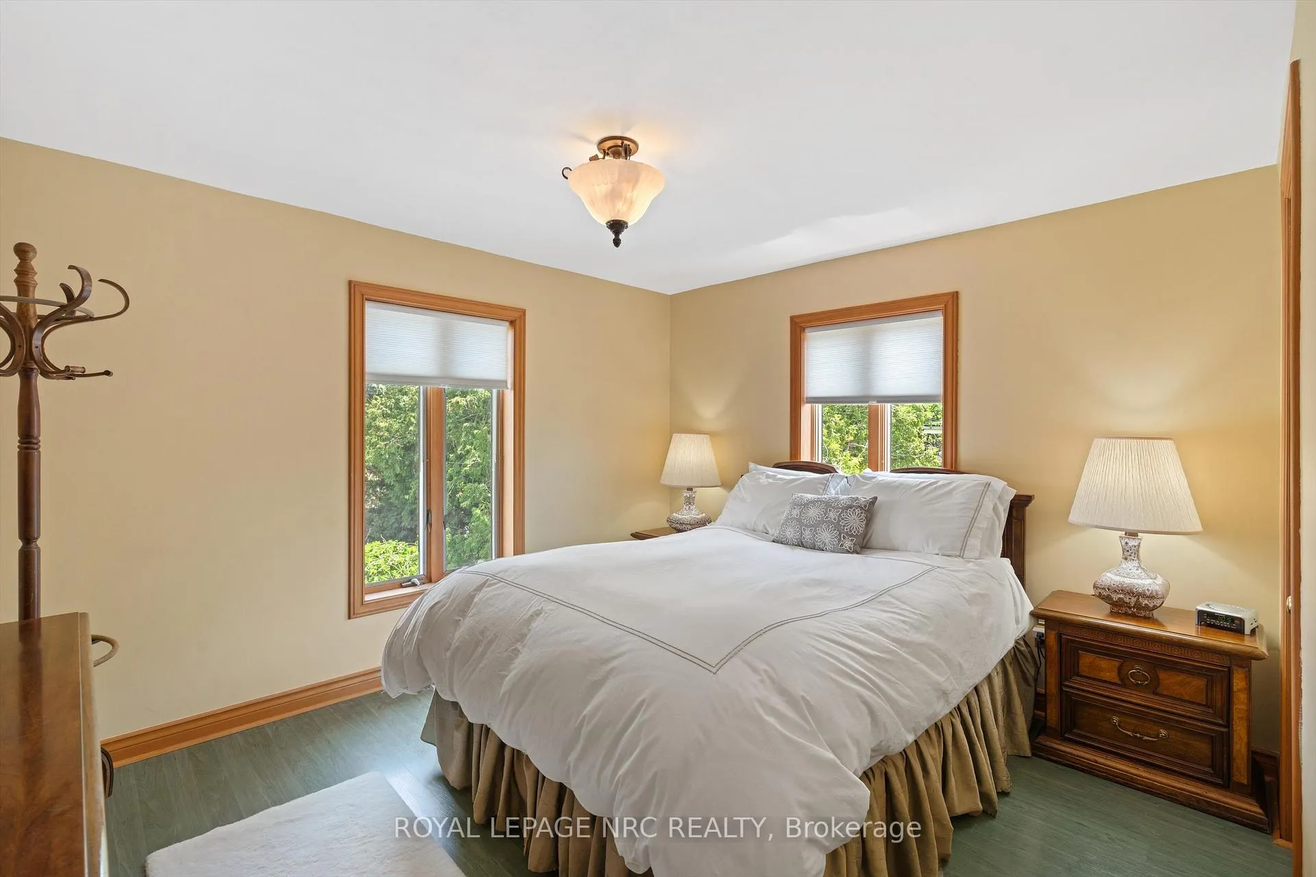Photo 51 of 1287 Third St Louth, St. Catharines, Rural Port — HOMEH