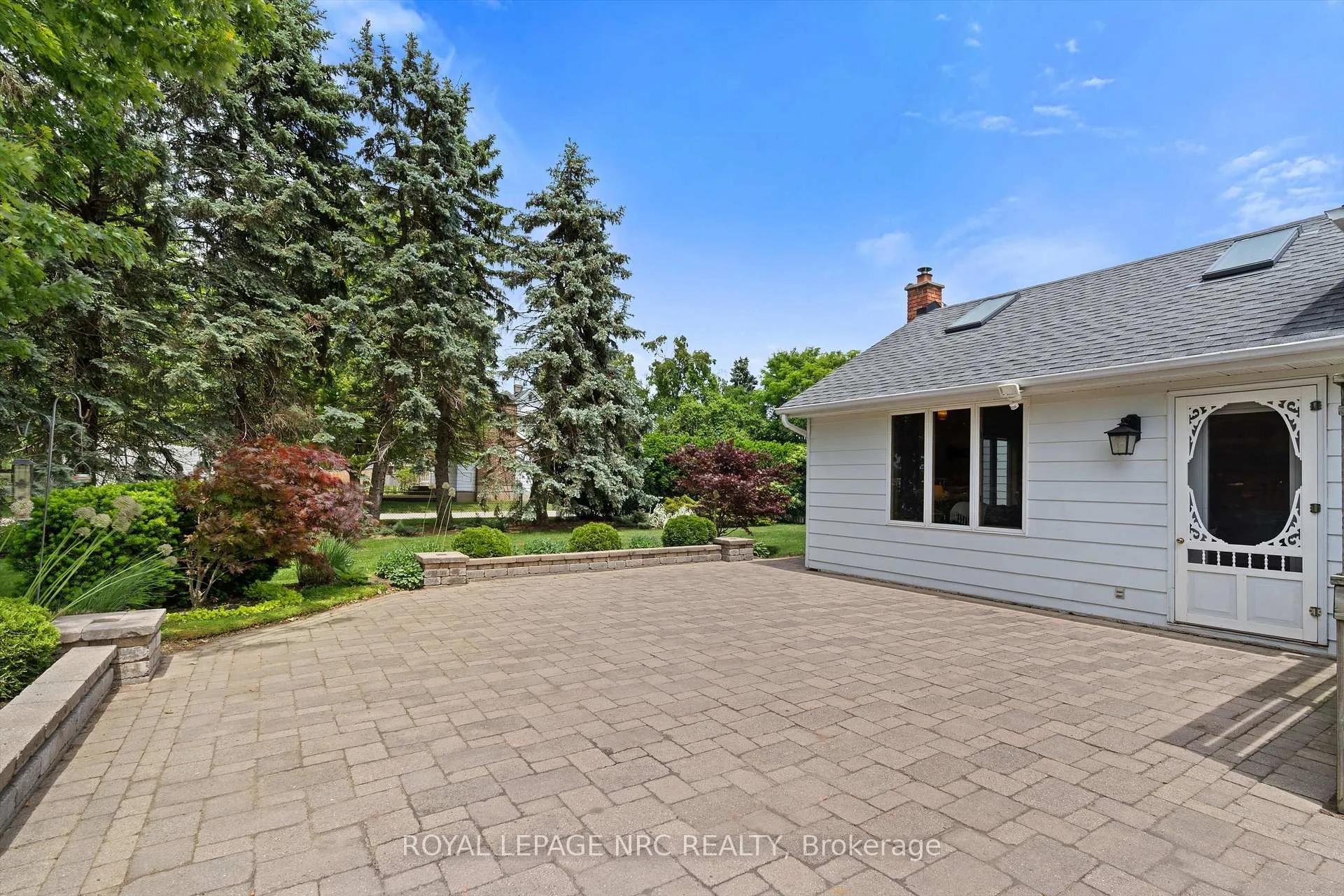 Photo 72 of 1287 Third St Louth, St. Catharines, Rural Port — HOMEH
