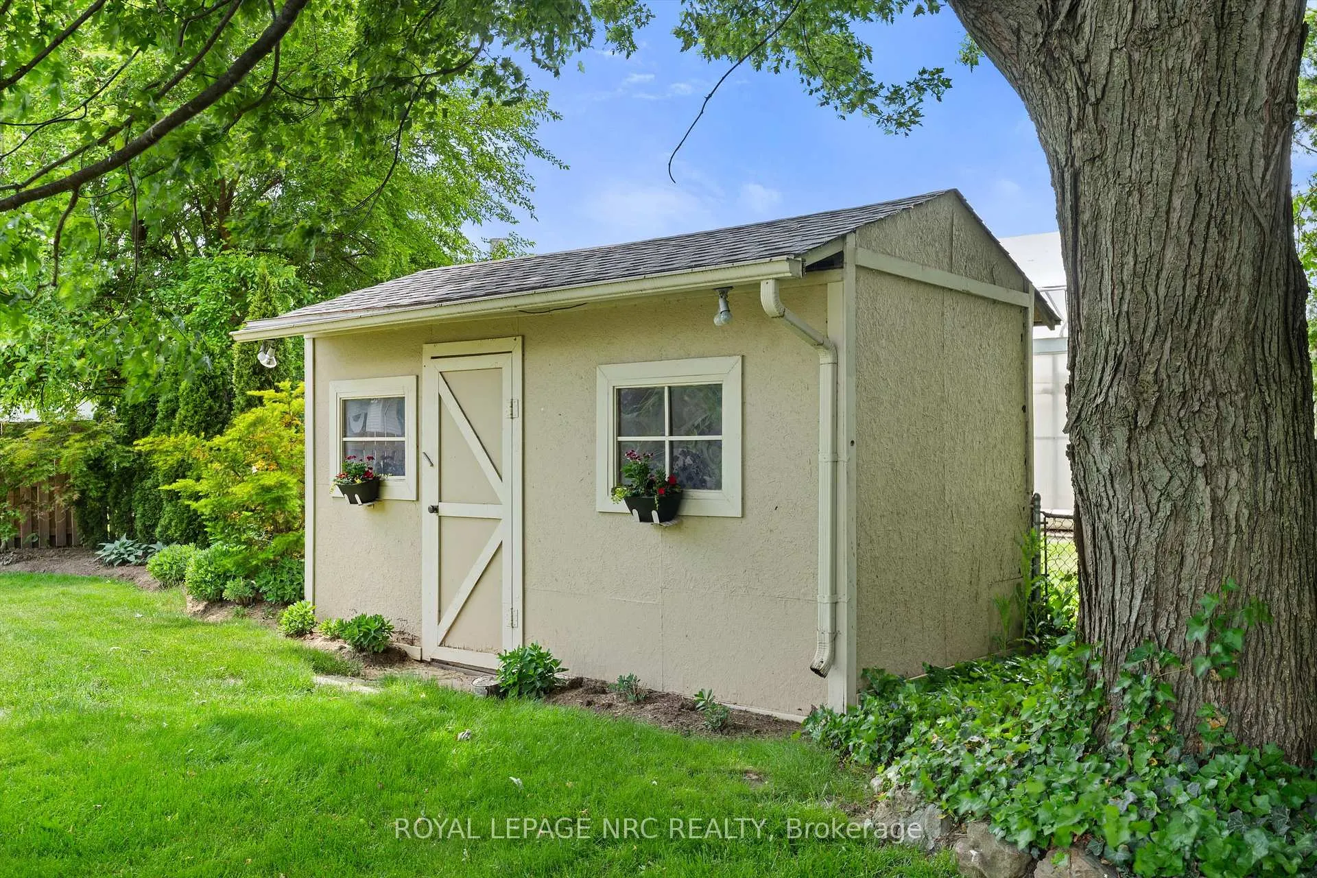 Photo 74 of 1287 Third St Louth, St. Catharines, Rural Port — HOMEH