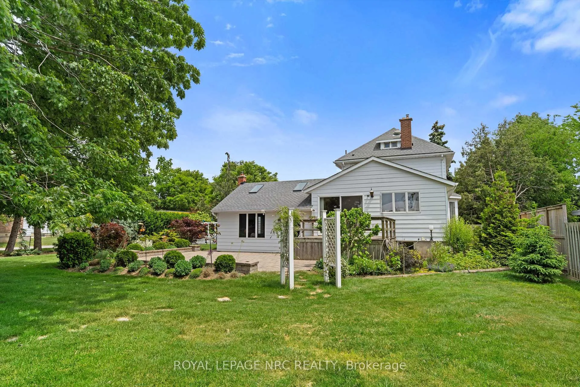 Photo 75 of 1287 Third St Louth, St. Catharines, Rural Port — HOMEH