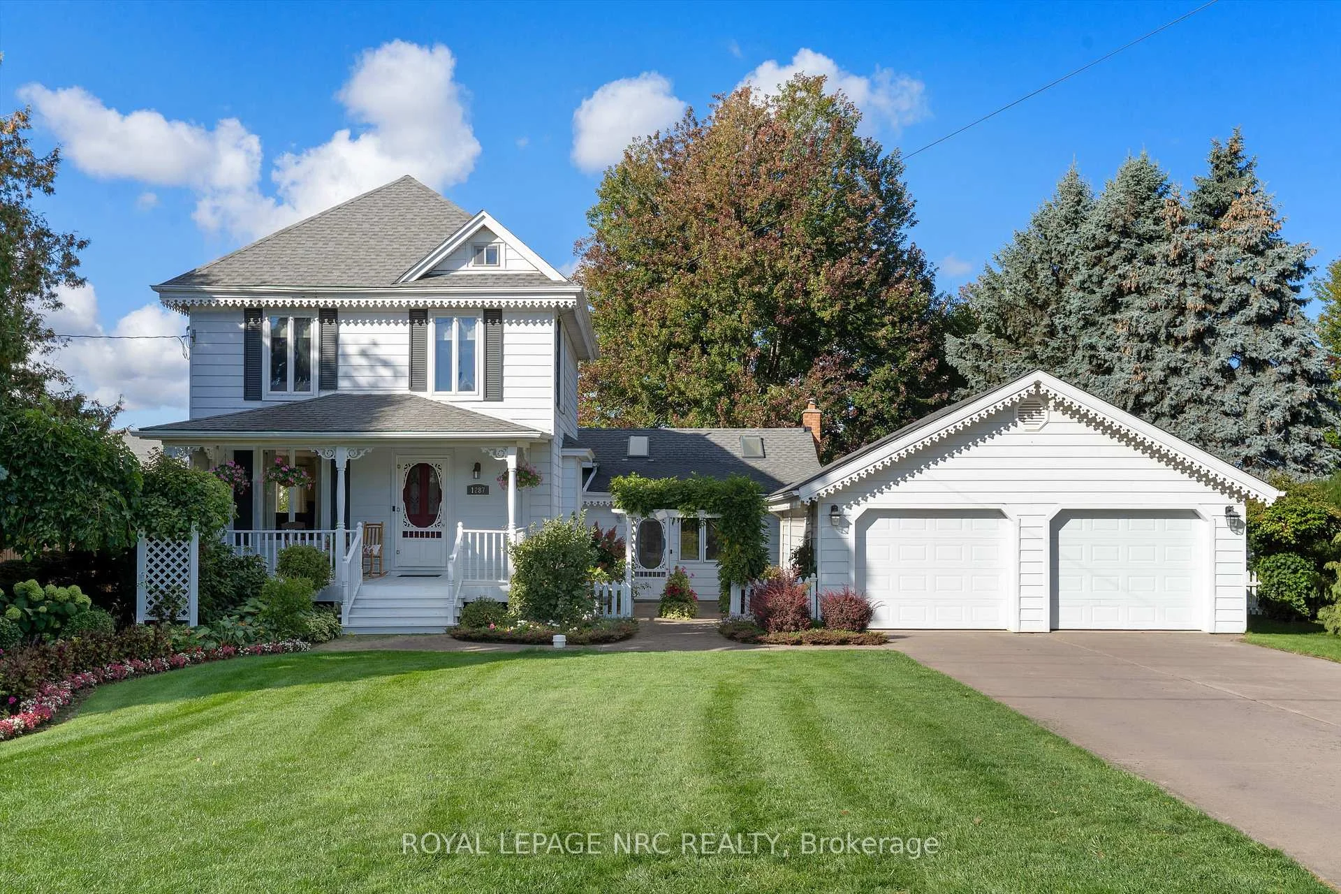 Photo 2 of 1287 Third St Louth, St. Catharines, Rural Port — HOMEH