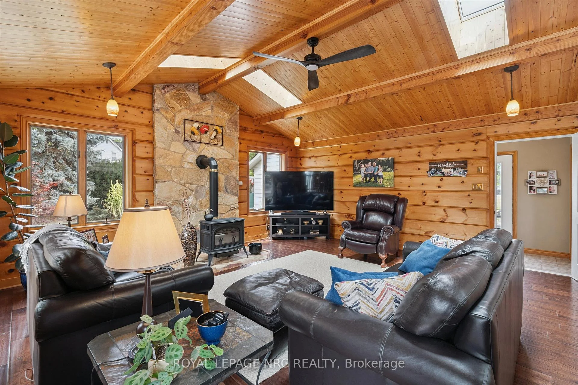 Photo 9 of 1287 Third St Louth, St. Catharines, Rural Port — HOMEH
