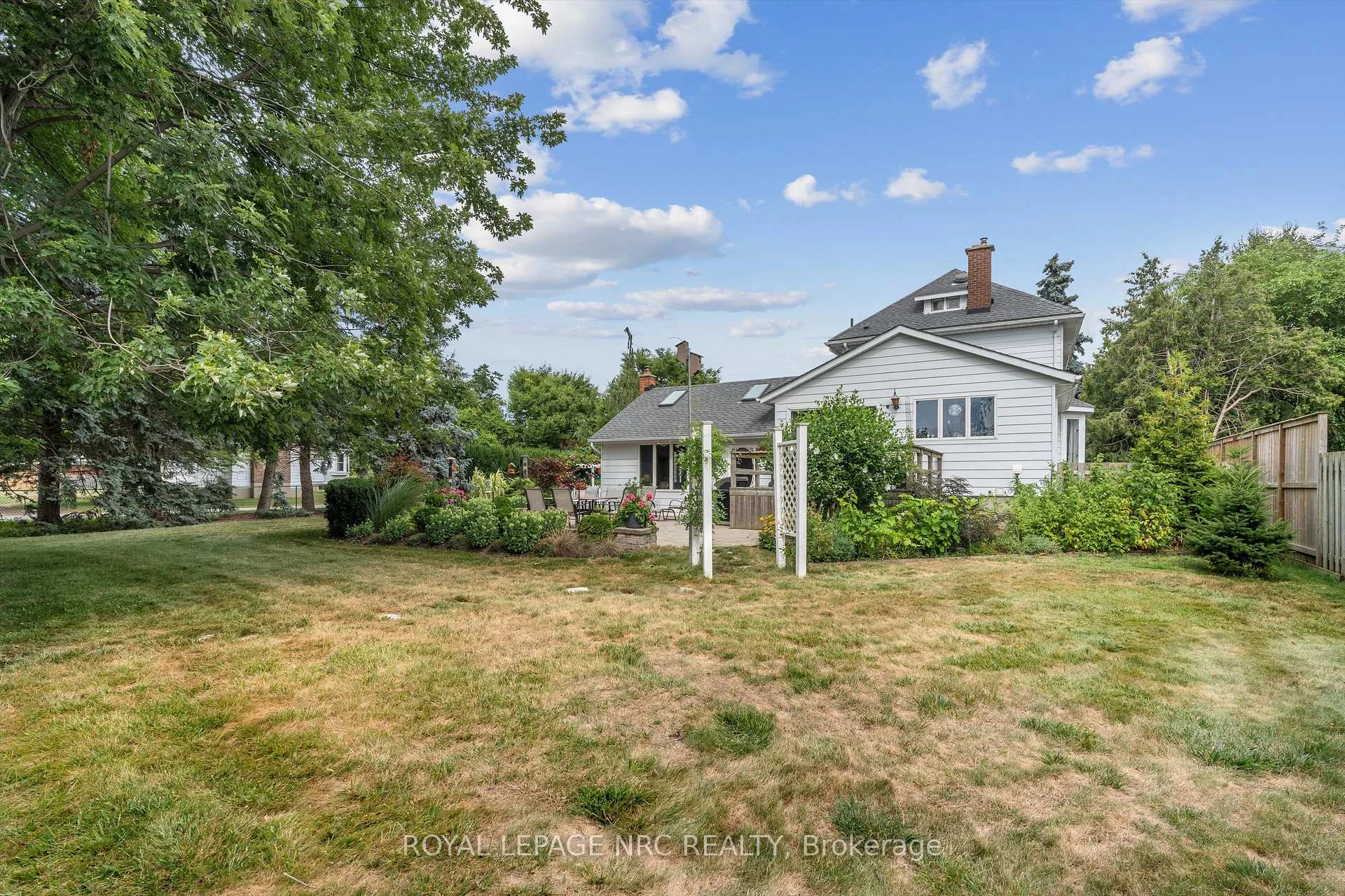 Photo 61 of 1287 Third St Louth, St. Catharines, Rural Port — HOMEH