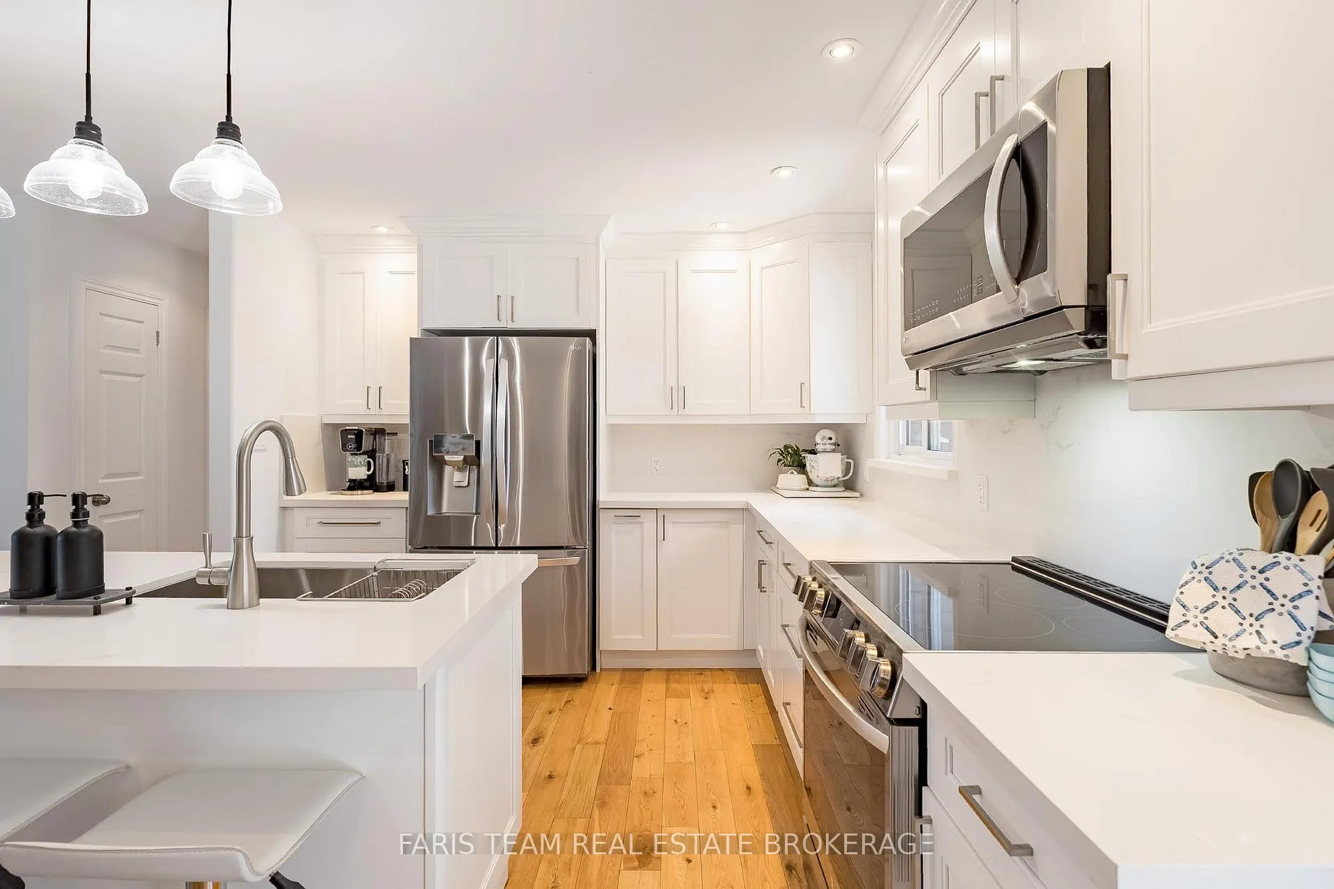 Photo 7 of 730 Trinity Street, Innisfil, Alcona — HOMEH