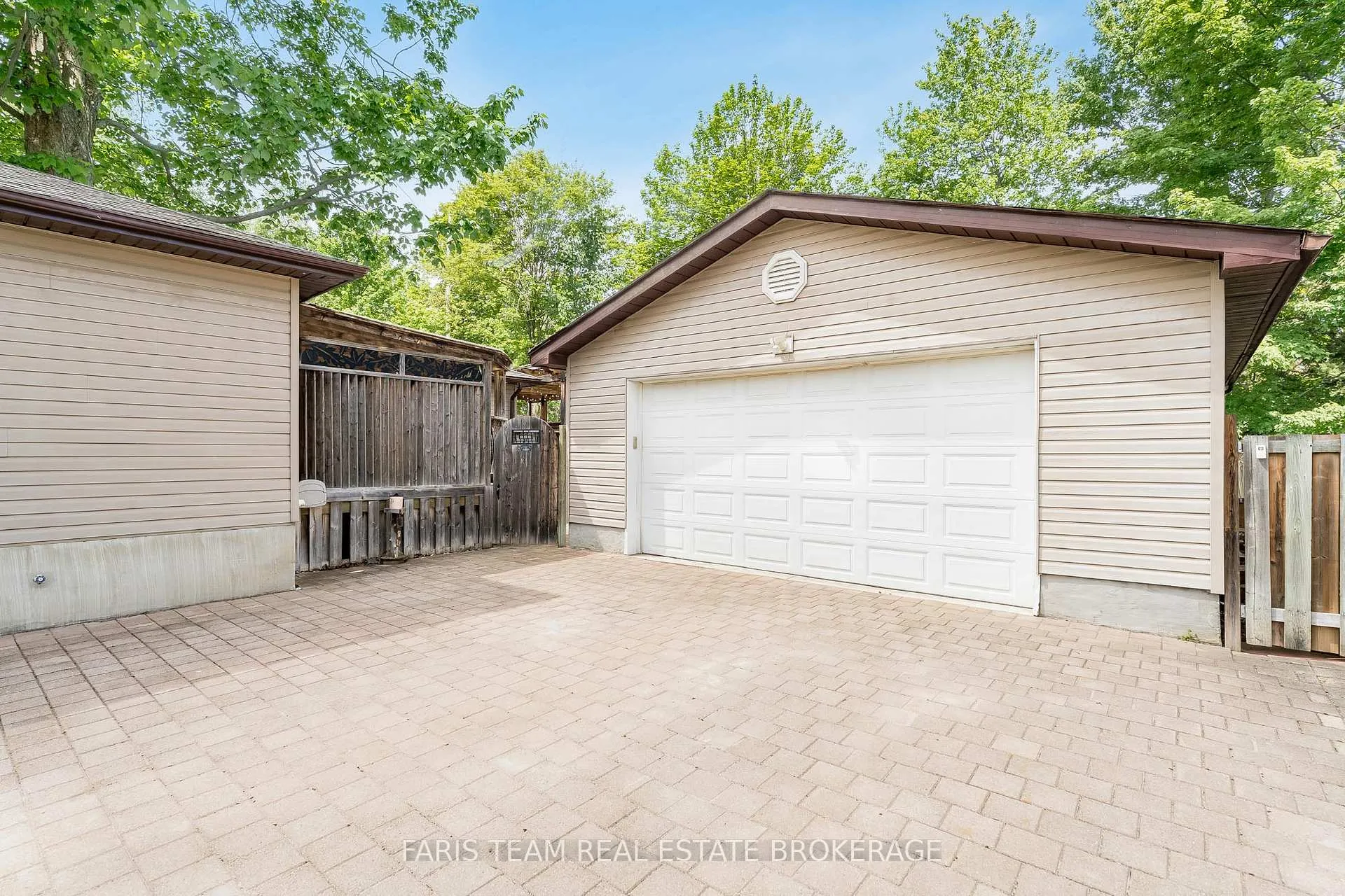 Photo 38 of 730 Trinity Street, Innisfil, Alcona — HOMEH