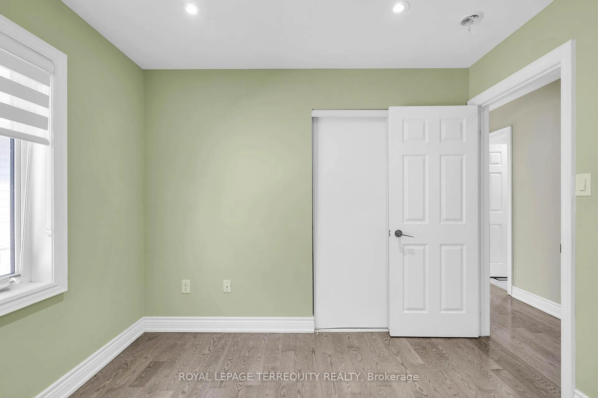Photo 27 of 856 Audley Road N, Ajax, Central East — HOMEH