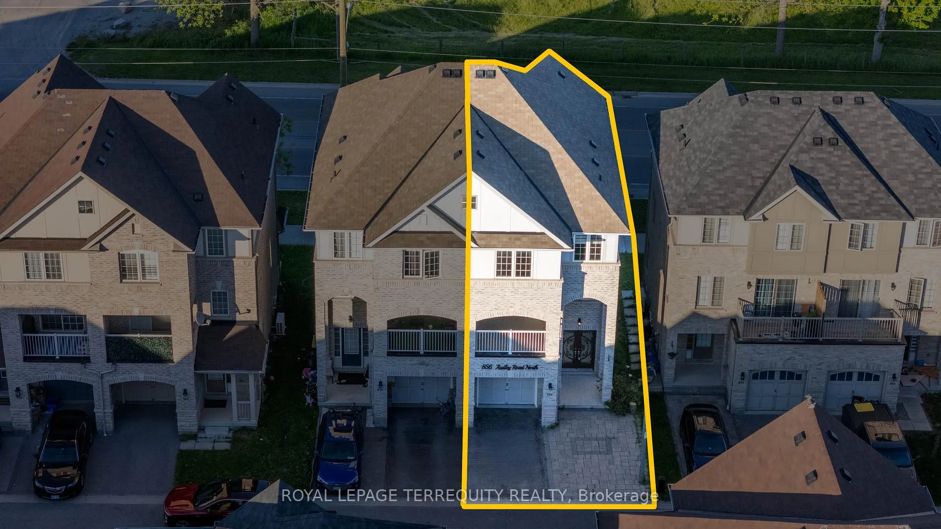 Photo 42 of 856 Audley Road N, Ajax, Central East — HOMEH