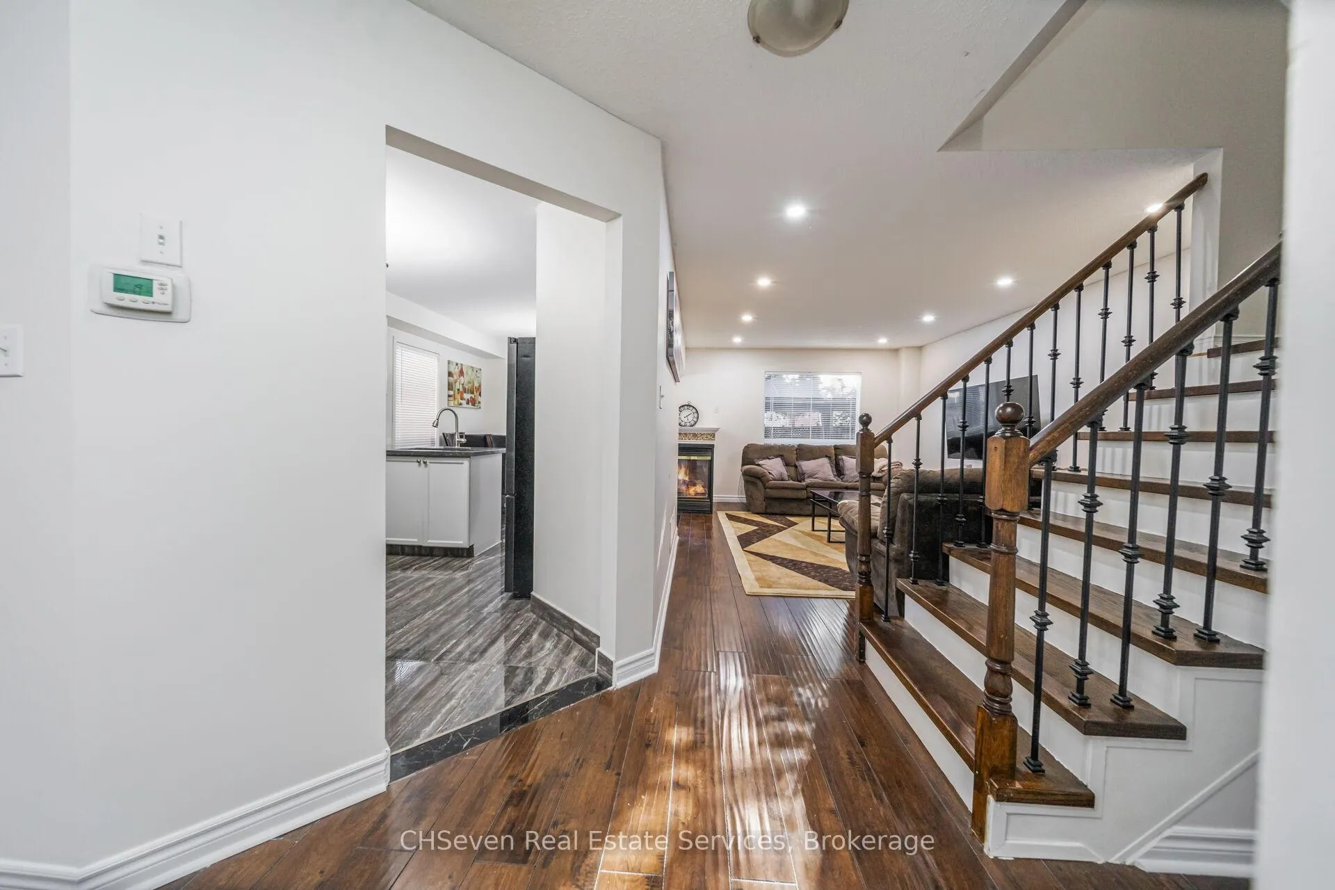 Photo 10 of 30 Florence Drive, Brampton, Fletcher's Meadow — HOMEH