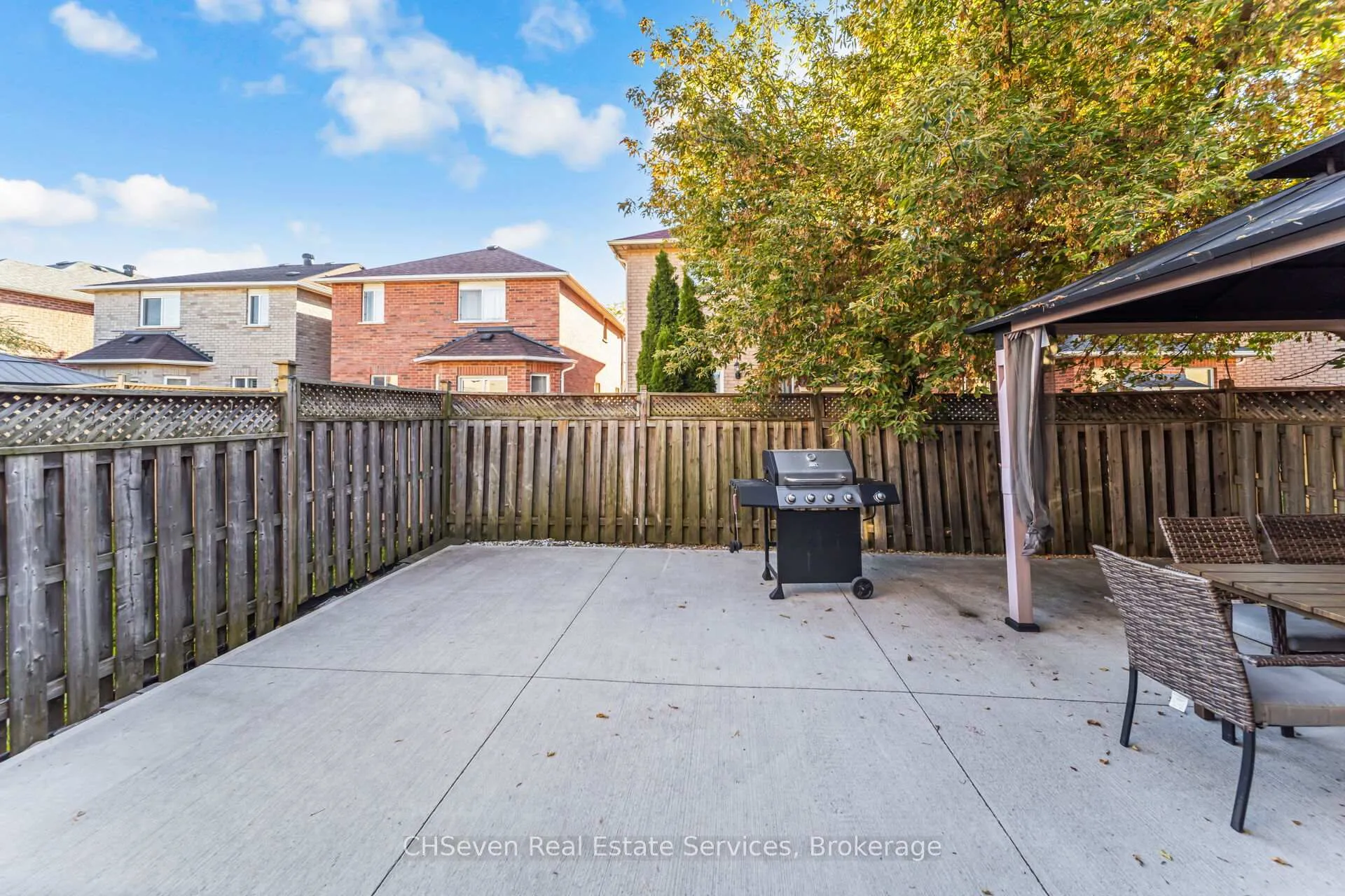 Photo 36 of 30 Florence Drive, Brampton, Fletcher's Meadow — HOMEH